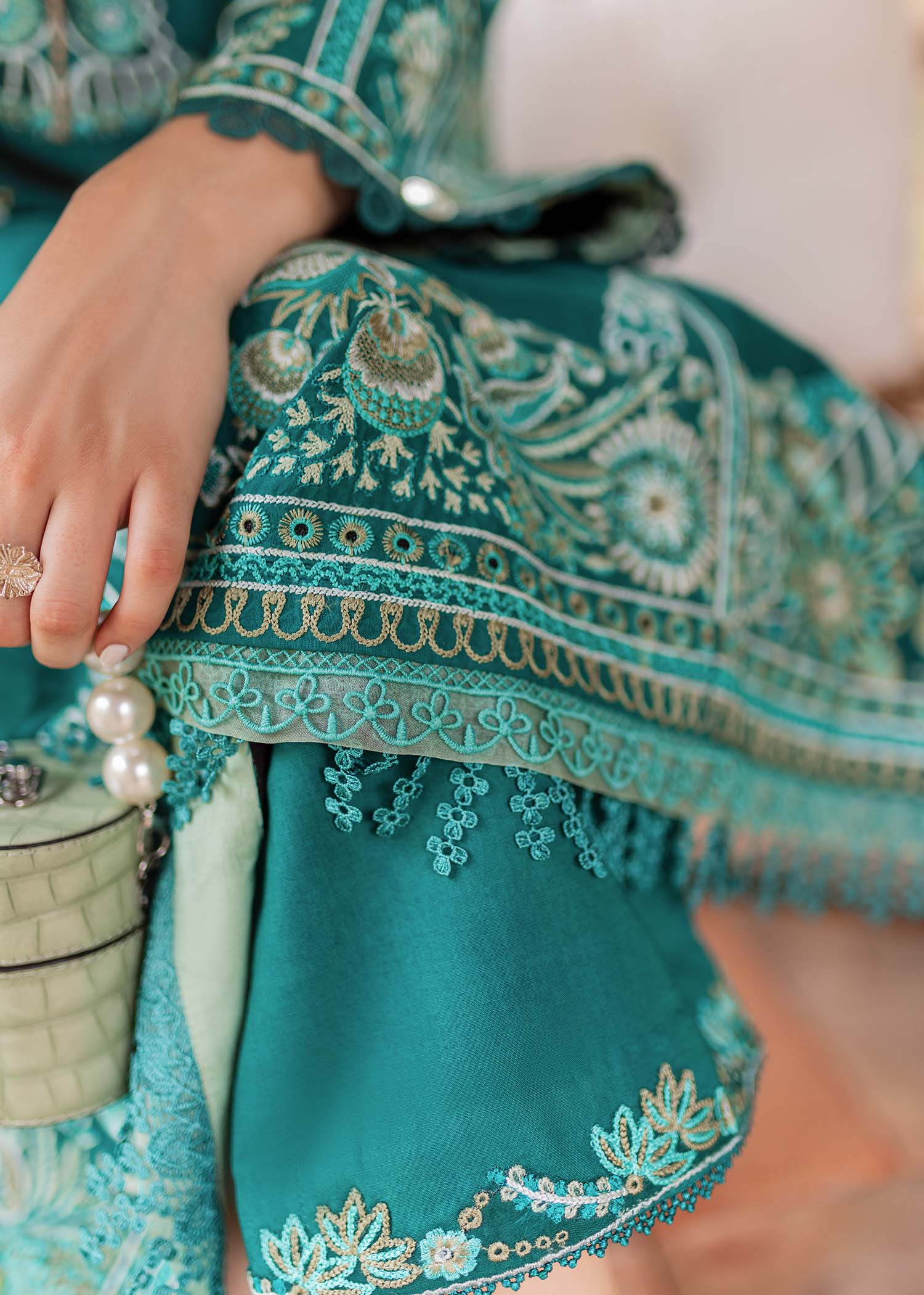 Sadaf Fawad Khan Siraa Festive Lawn β Faizah (A) - Image 7