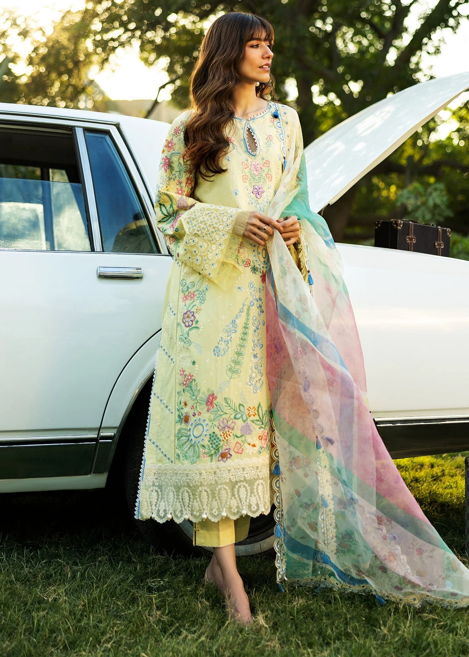 Sadaf Fawad Khan Siraa Luxury Lawn β MID SUMMER EVENING - B - Image 4