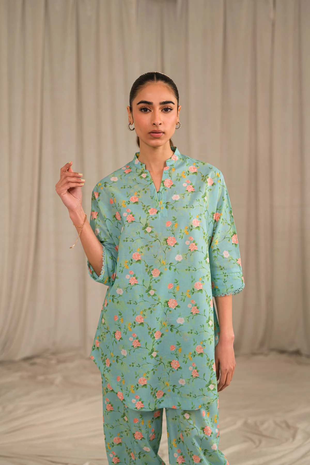 Sahar Co-Ords Lawn – Printed Lawn 2 Piece S24-PL-V1-13 - Image 4