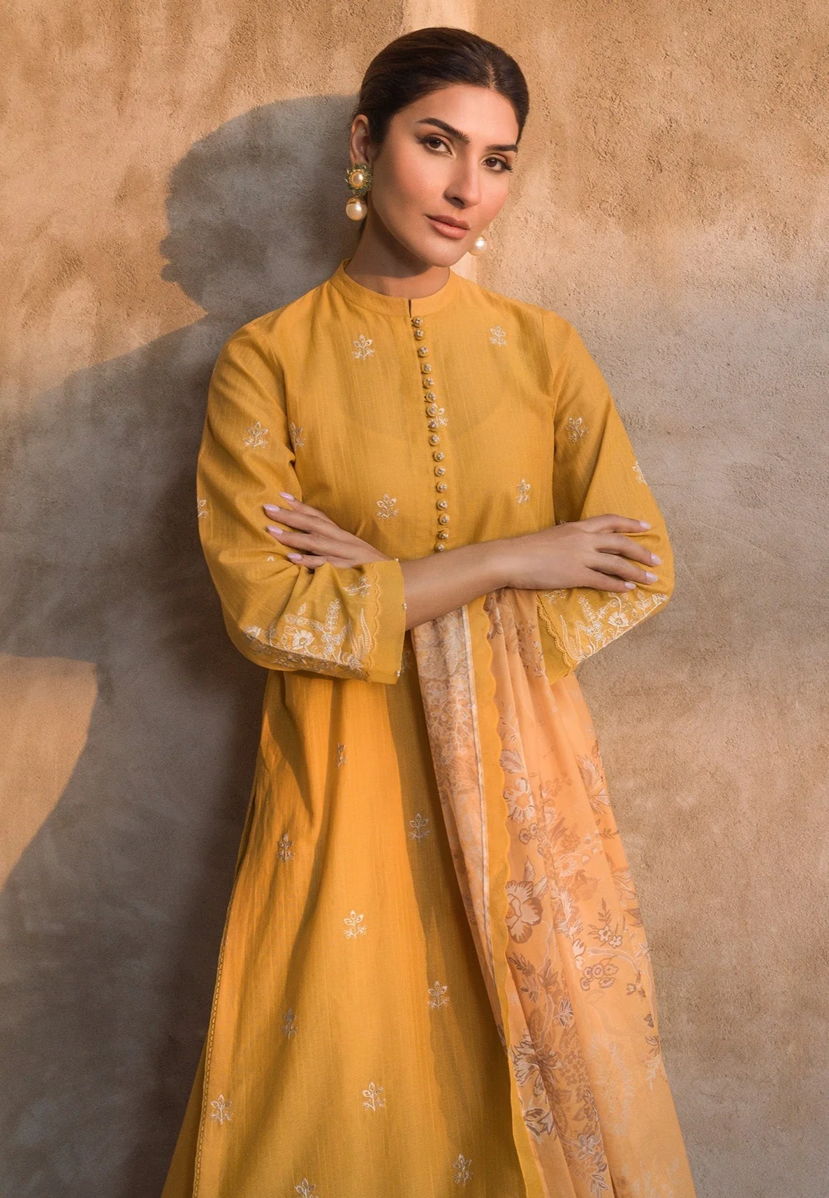 Sahar Mirage Luxury x Kiran Malik Lawn Collection – Slub Lawn 3 Piece (Embroidered)-S24-ES-L1-02 - Image 2