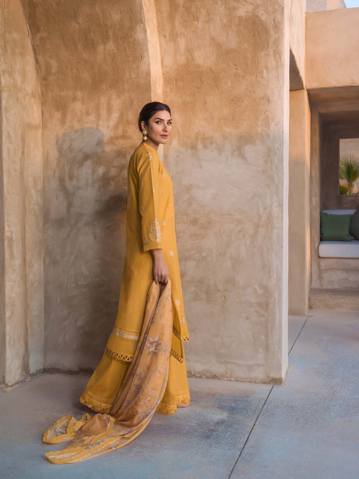 Sahar Mirage Luxury x Kiran Malik Lawn Collection – Slub Lawn 3 Piece (Embroidered)-S24-ES-L1-02 - Image 4