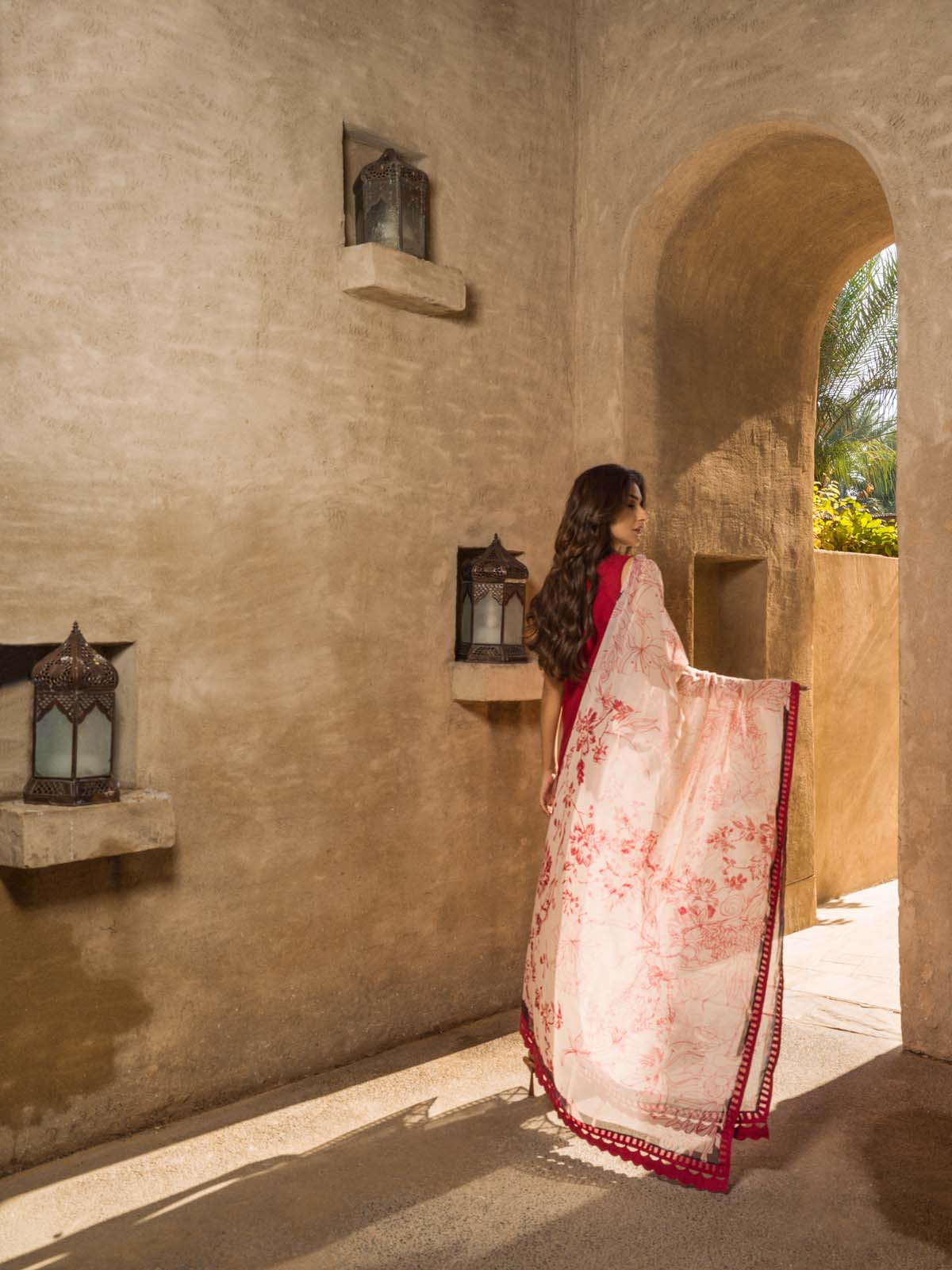 Sahar Mirage Luxury x Kiran Malik Lawn Collection – Slub Lawn 3 Piece (Embroidered)-S24-ES-L1-03 - Image 3