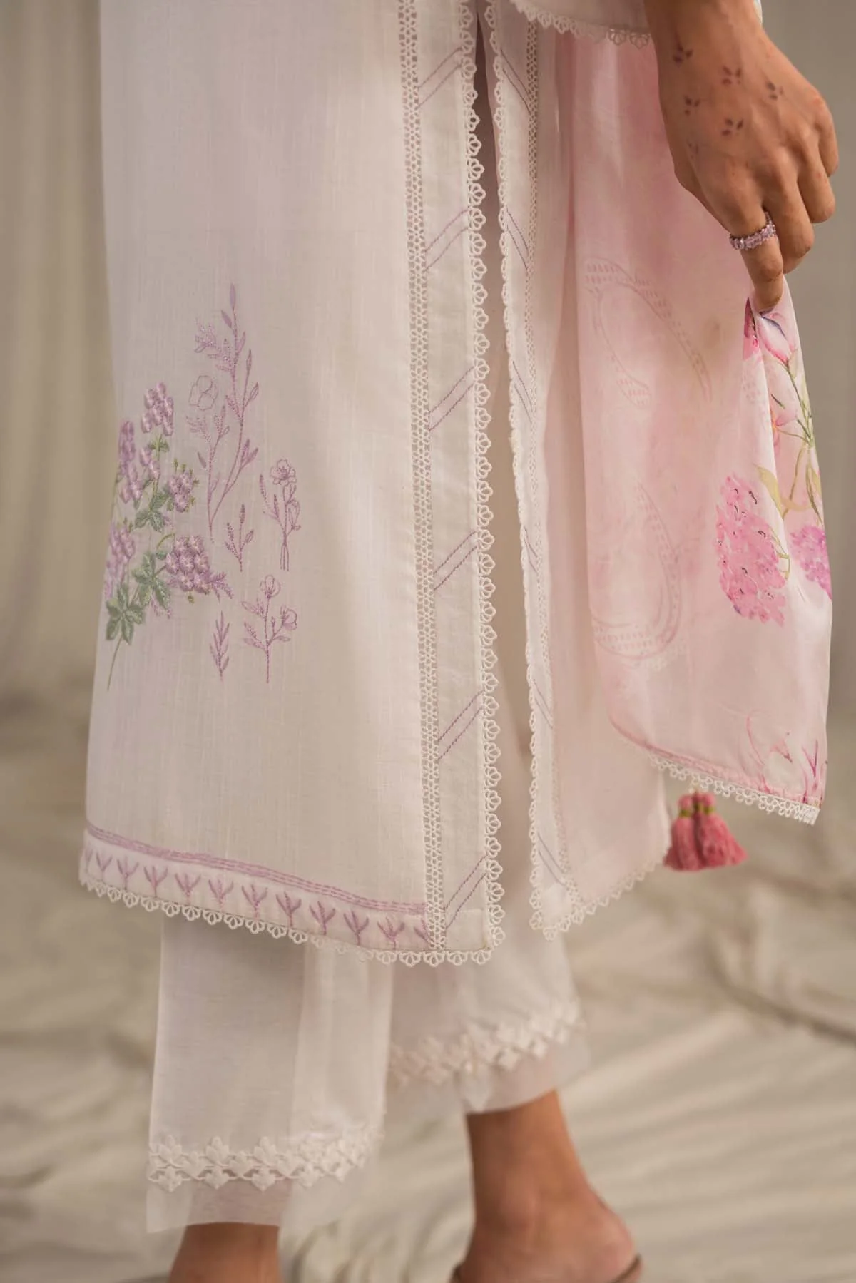 Sahar Mirage Luxury x Kiran Malik Lawn Collection – Slub Lawn 3 Piece (Embroidered)-S24-ES-L1-05 - Image 5
