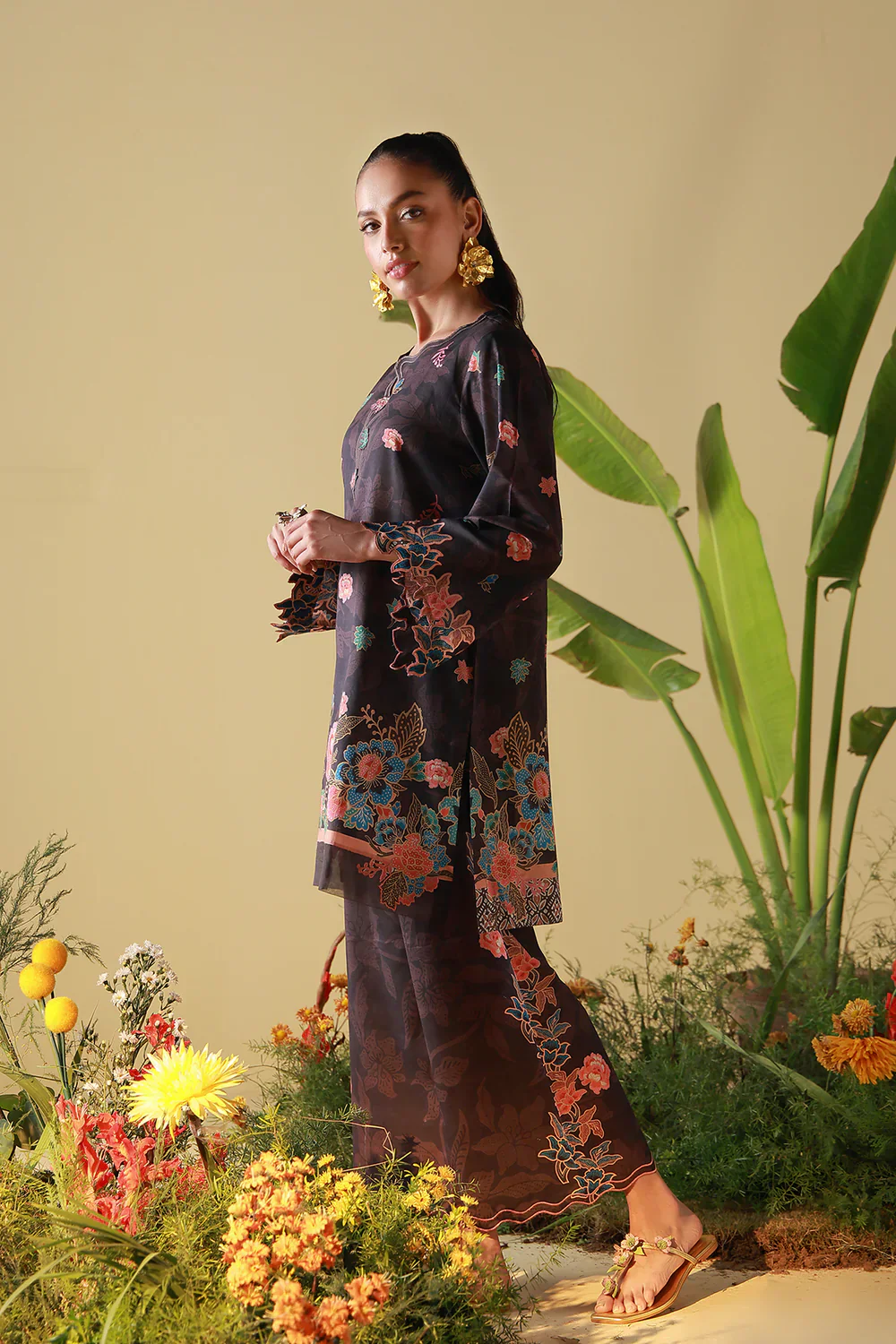 Sahar Mirha 2PC Lawn – Coffee Bloom - Image 4