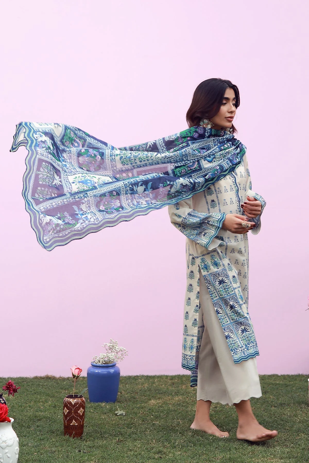Sahar Mirha Lawn – Indigo Cream Folk - Image 6