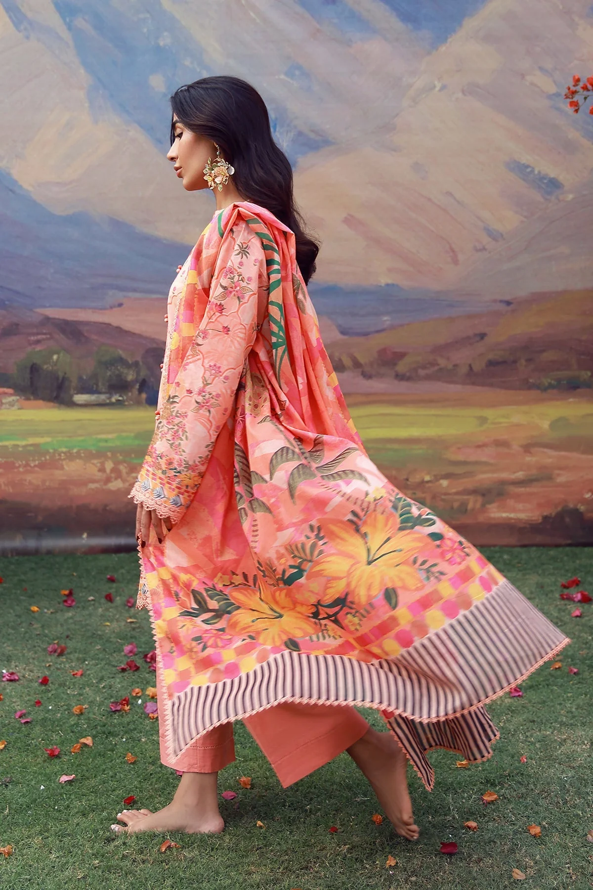 Sahar Mirha Lawn – Peachy Cascade - Image 9