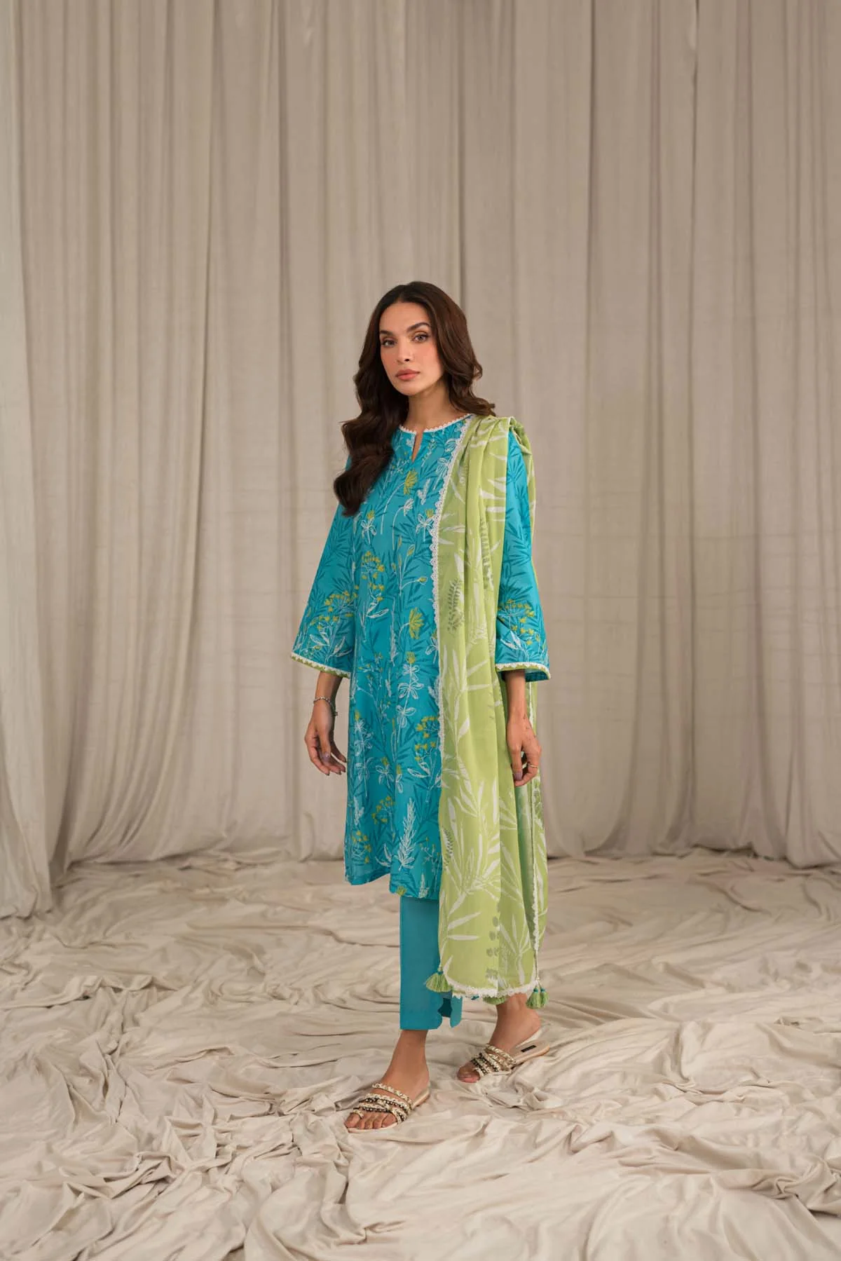 Sahar Printed Lawn – S24-PL-V1-04 - Image 3