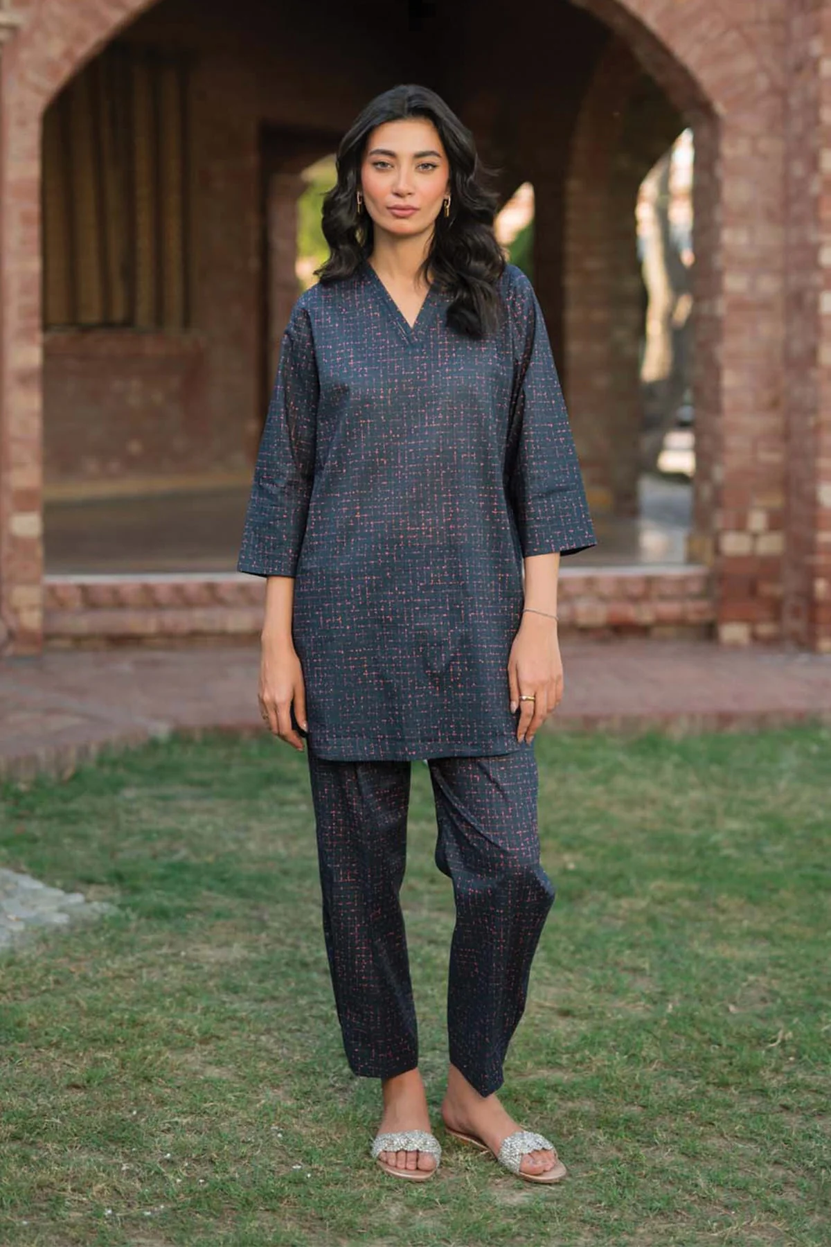 Sahar Spring/Summer 2024 – Printed Lawn 2 Piece - S24-PL-V2-13 - Image 2