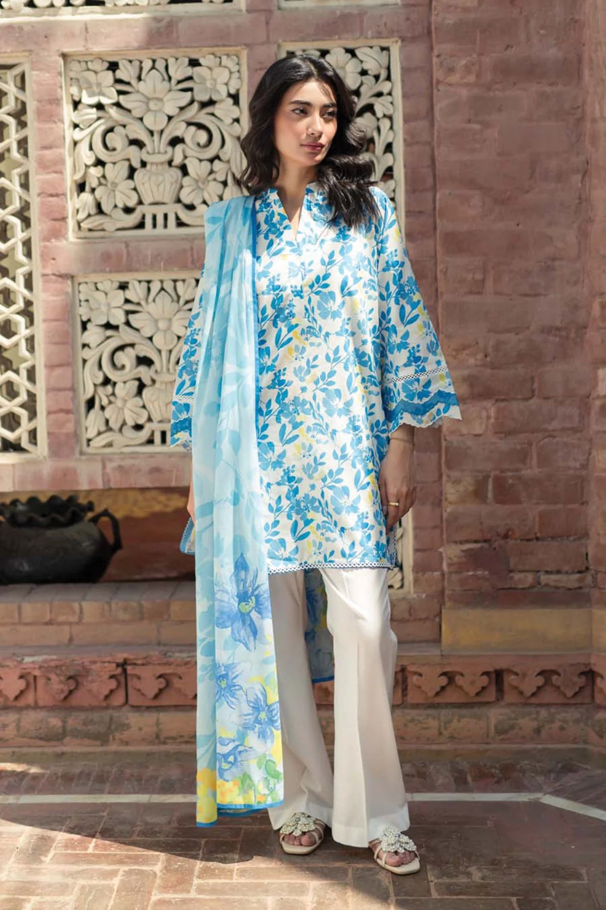 Sahar Spring/Summer 2024 – Printed Lawn 3 Piece - S24-PL-V2-10 - Image 4
