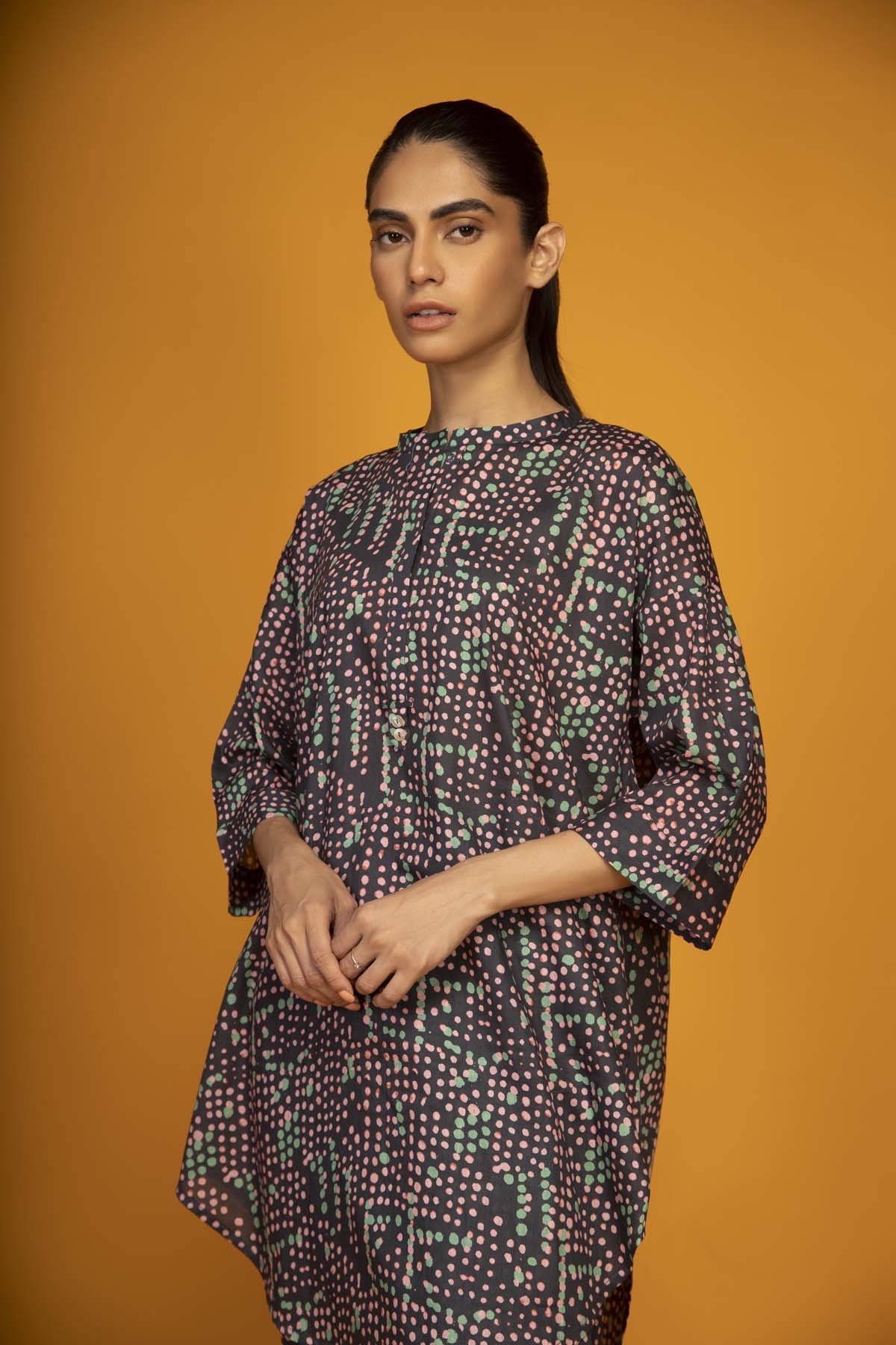 Sahar Spring/Summer Vol-2 – Printed Lawn 2 Piece SSL-V3-23-16 - Image 2