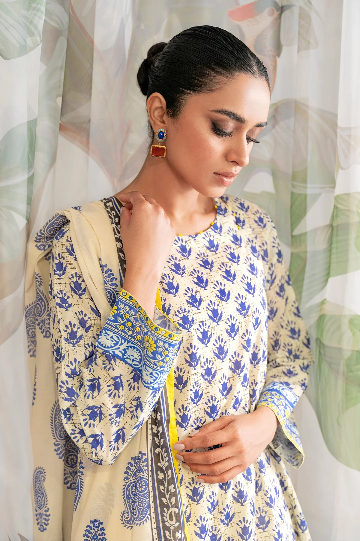 Sahar Spring/Summer Vol-2 – Printed Lawn 3 Piece SSL-V3-23-06 - Image 3