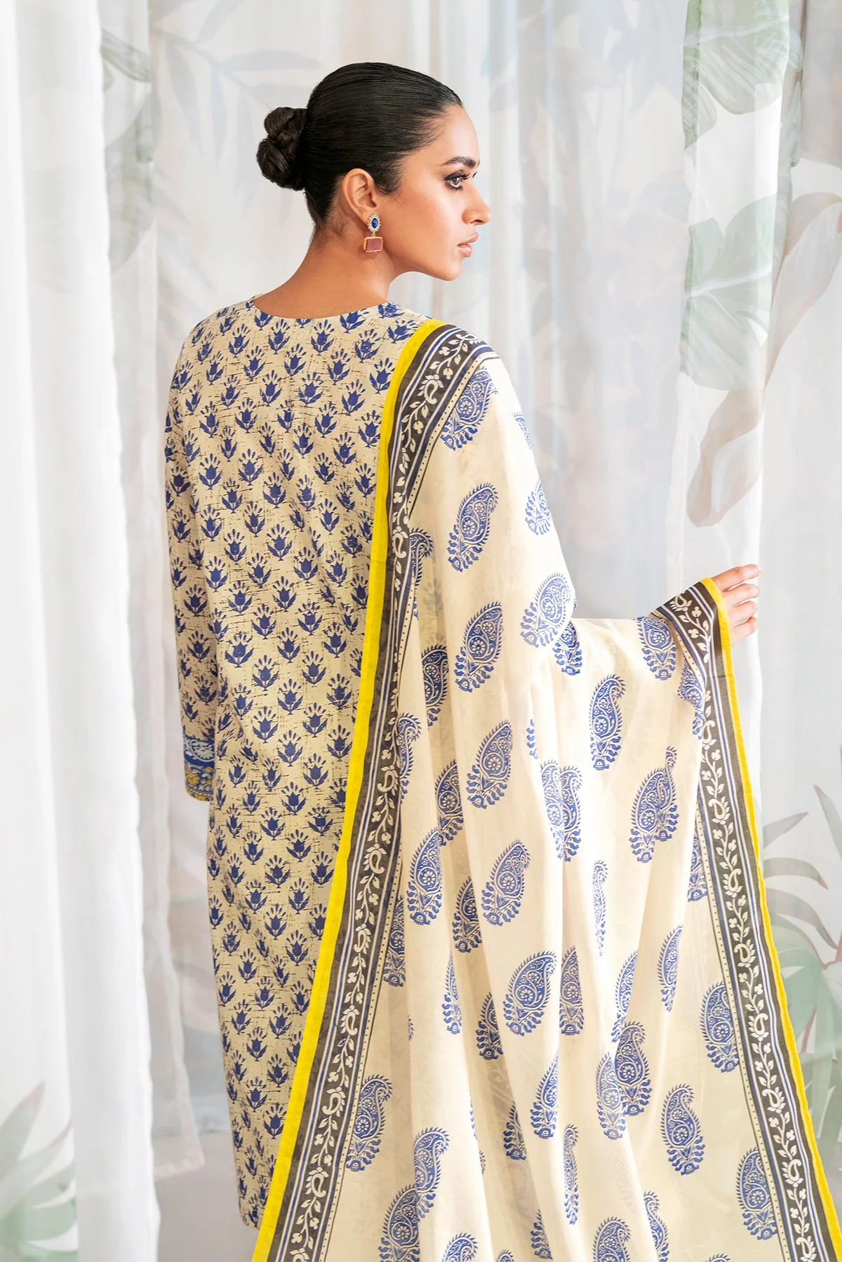 Sahar Spring/Summer Vol-2 – Printed Lawn 3 Piece SSL-V3-23-06 - Image 5