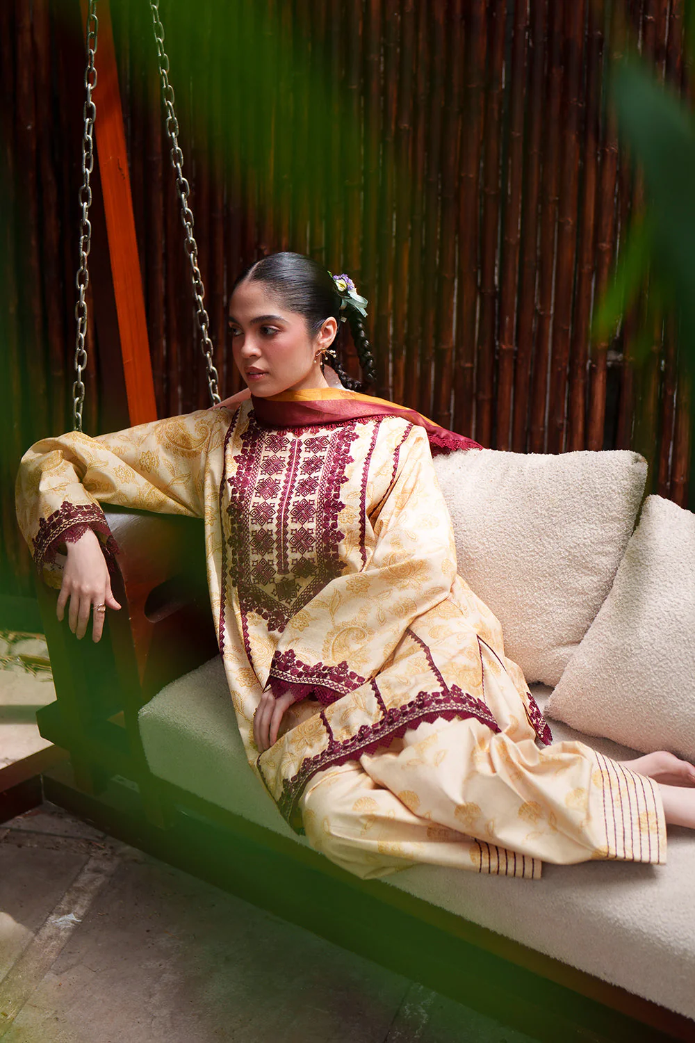 Saira Rizwan Laanem Luxury Lawn – ZAREEN-A-SRL26-06 - Image 5