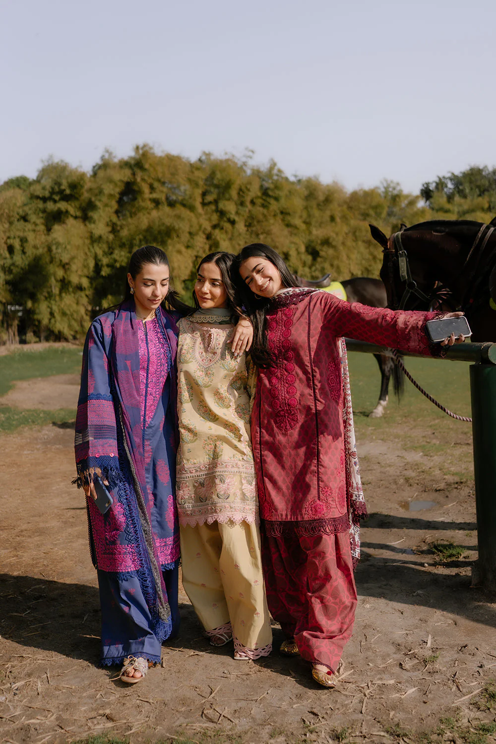 Saira Rizwan Laanem Spring/Summer Lawn – SEREN-A-SRL25-08 - Image 6