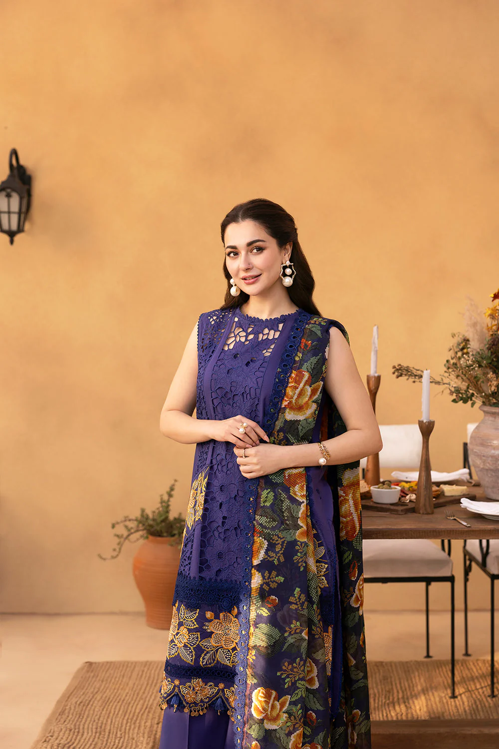 Saira Rizwan Luxury Lawn – AIMEE-SRL25-01 - Image 3