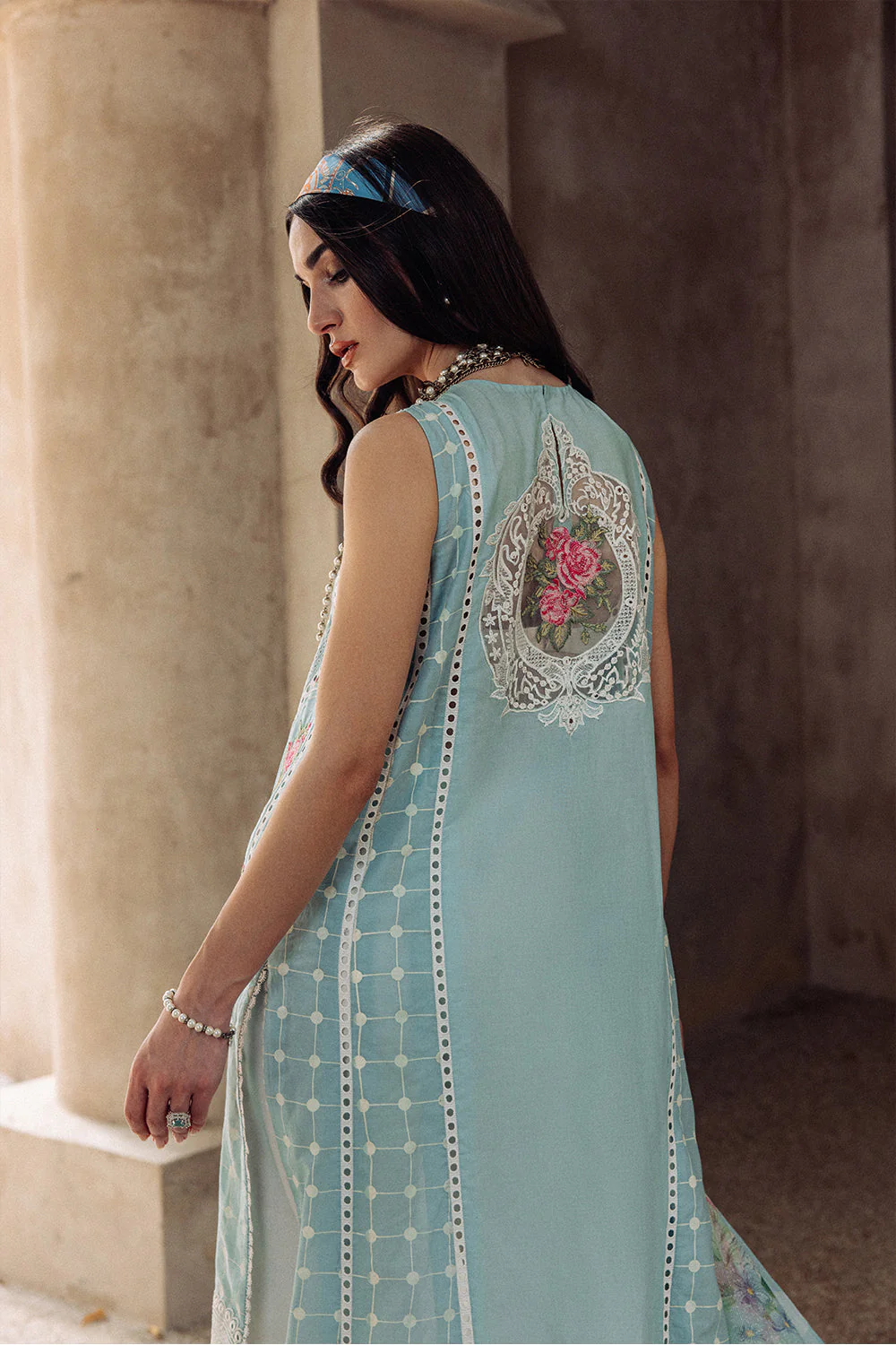 Saira Rizwan Luxury Lawn Collection – DAPHNE SR-01 - Image 5