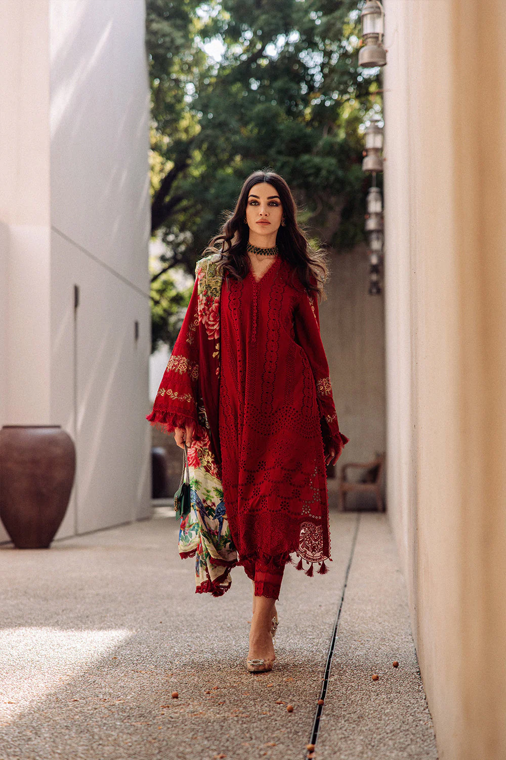 Saira Rizwan Luxury Lawn Collection – ROISE SR-05 - Image 2