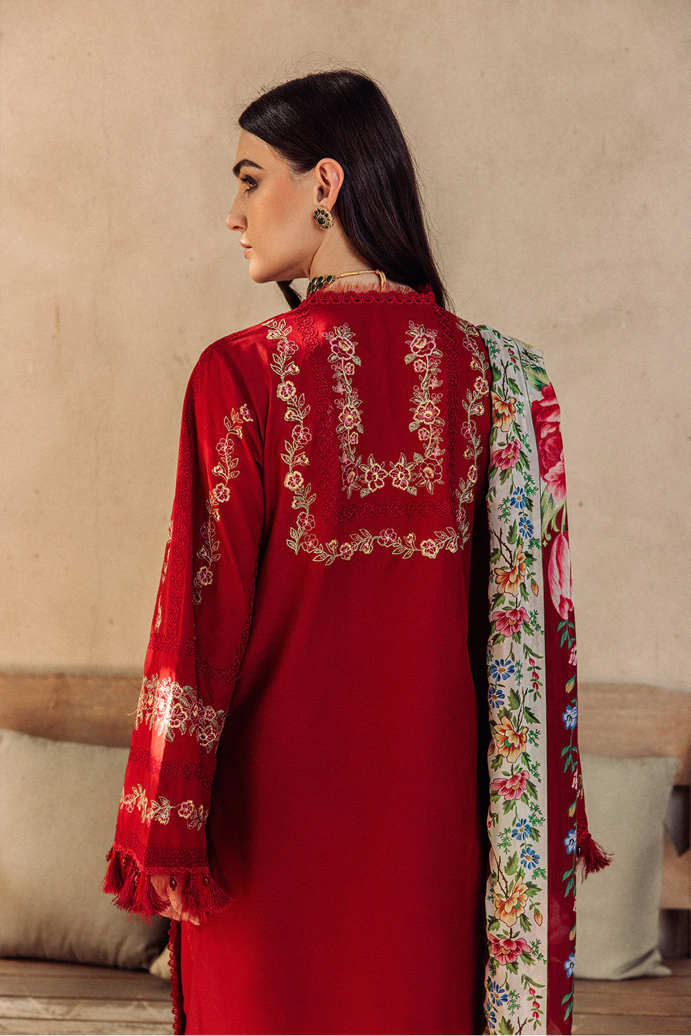 Saira Rizwan Luxury Lawn Collection – ROISE SR-05 - Image 3
