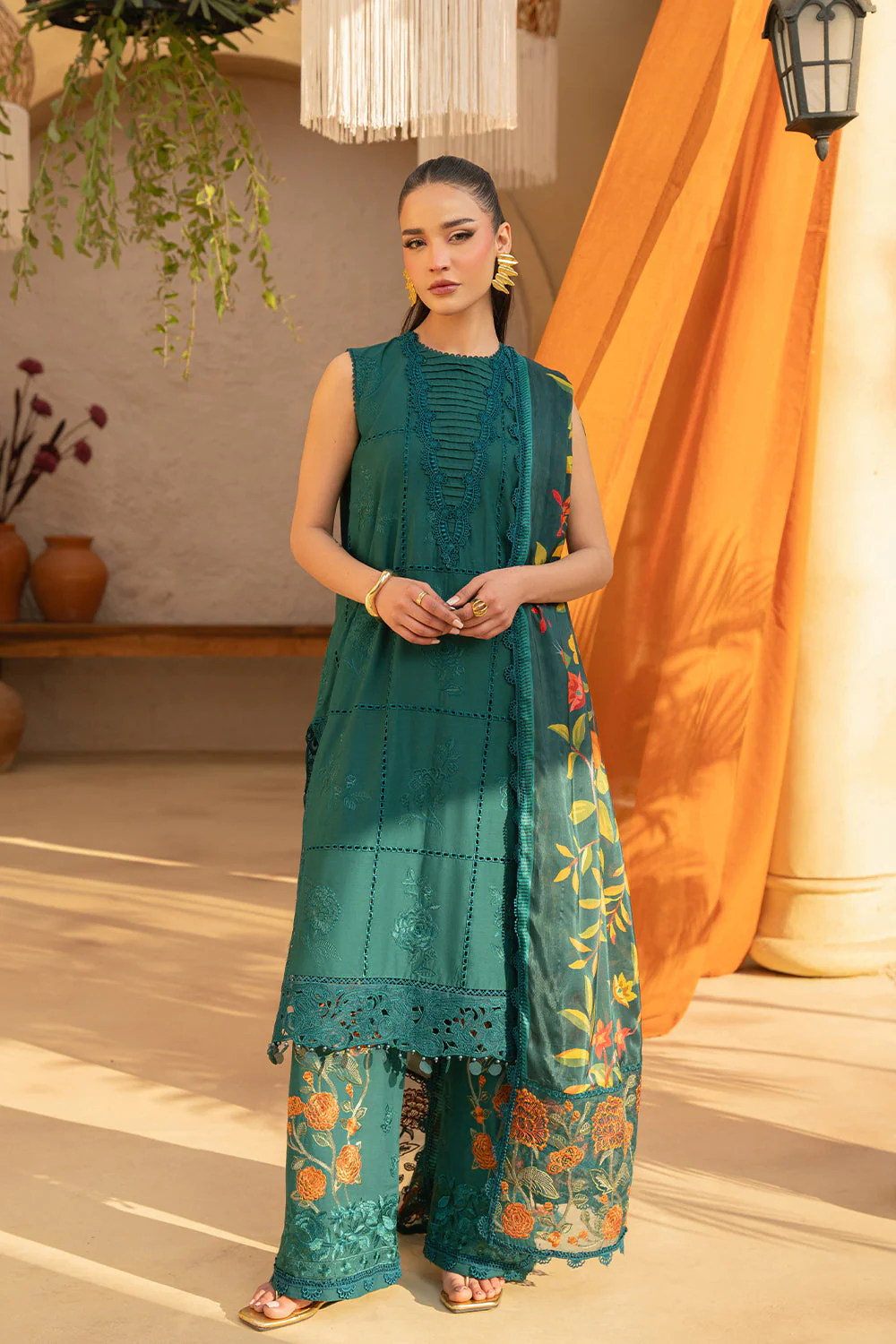 Saira Rizwan Luxury Lawn – LIRA-SRL25-10 - Image 3
