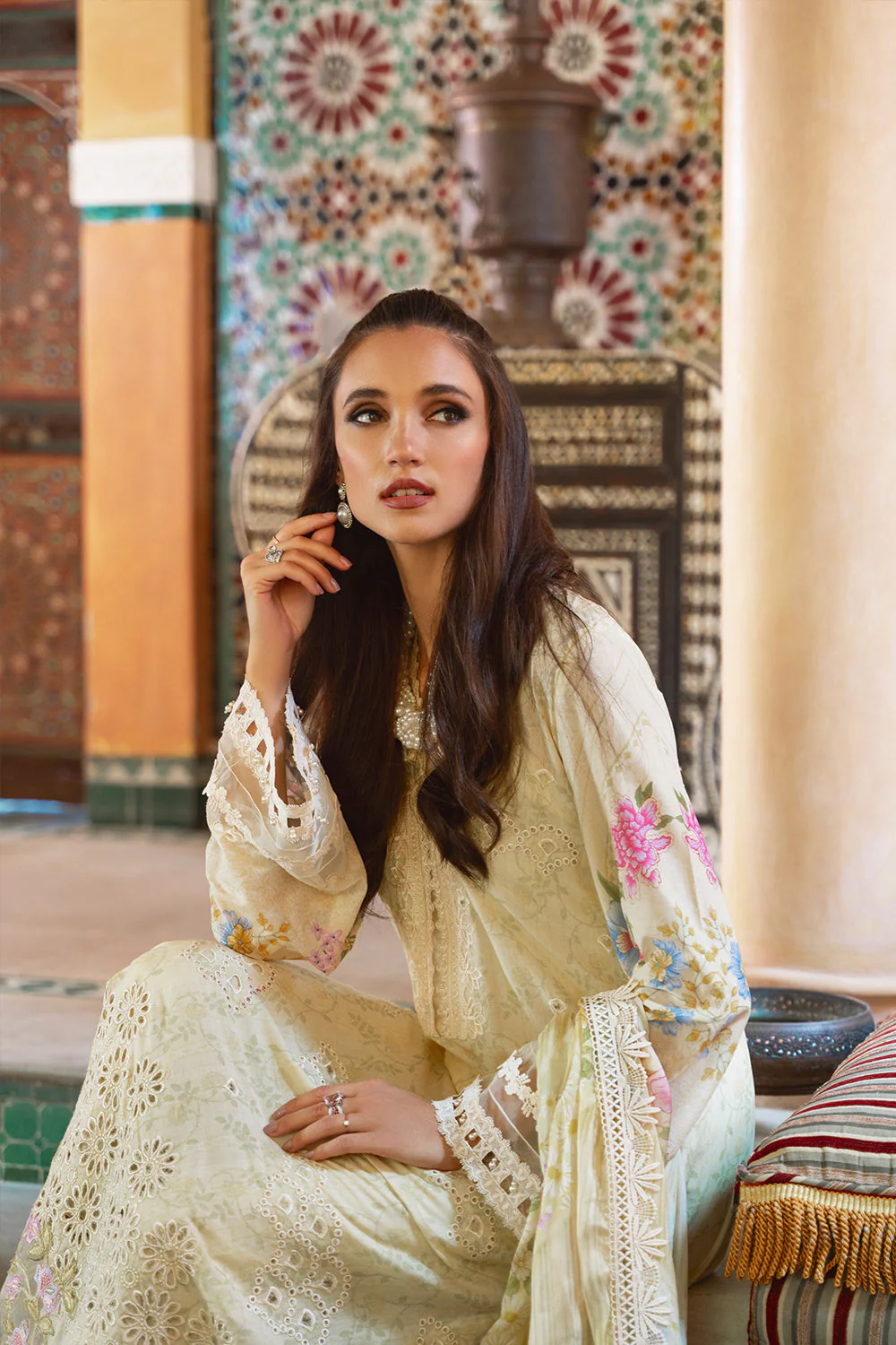 Saira Rizwan Luxury Lawn Vol-2 – Kate SRLL2-24-05 - Image 3