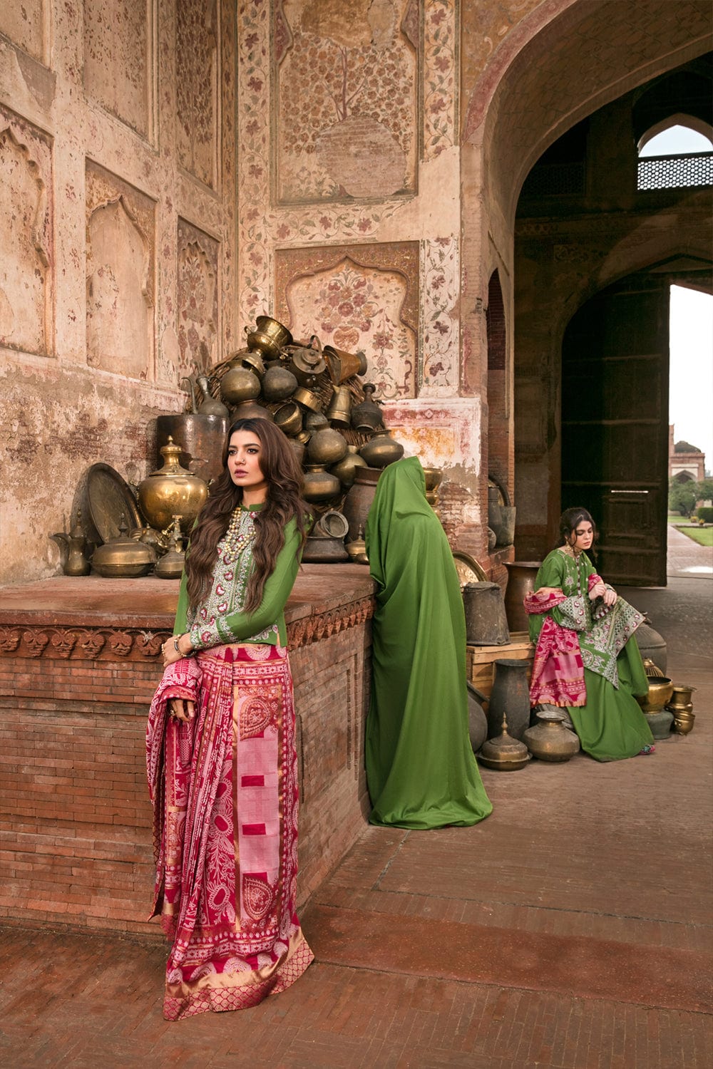 Saira Rizwan x Ittehad Luxury Lawn Collection 2022 – BULBUL - Image 3