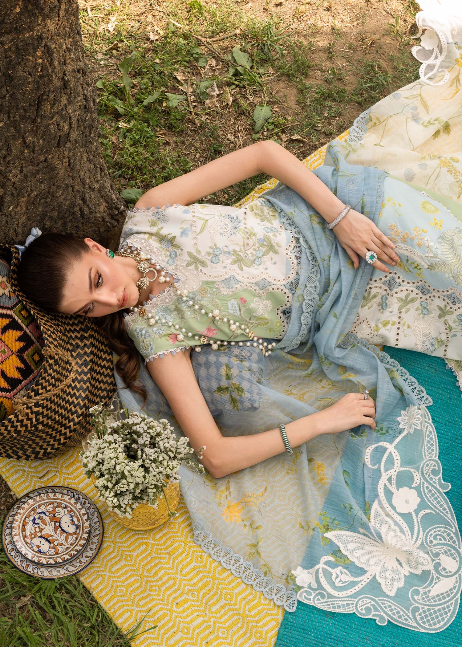 Saira Shakira Bloom Luxury Lawn – LANA - Image 6
