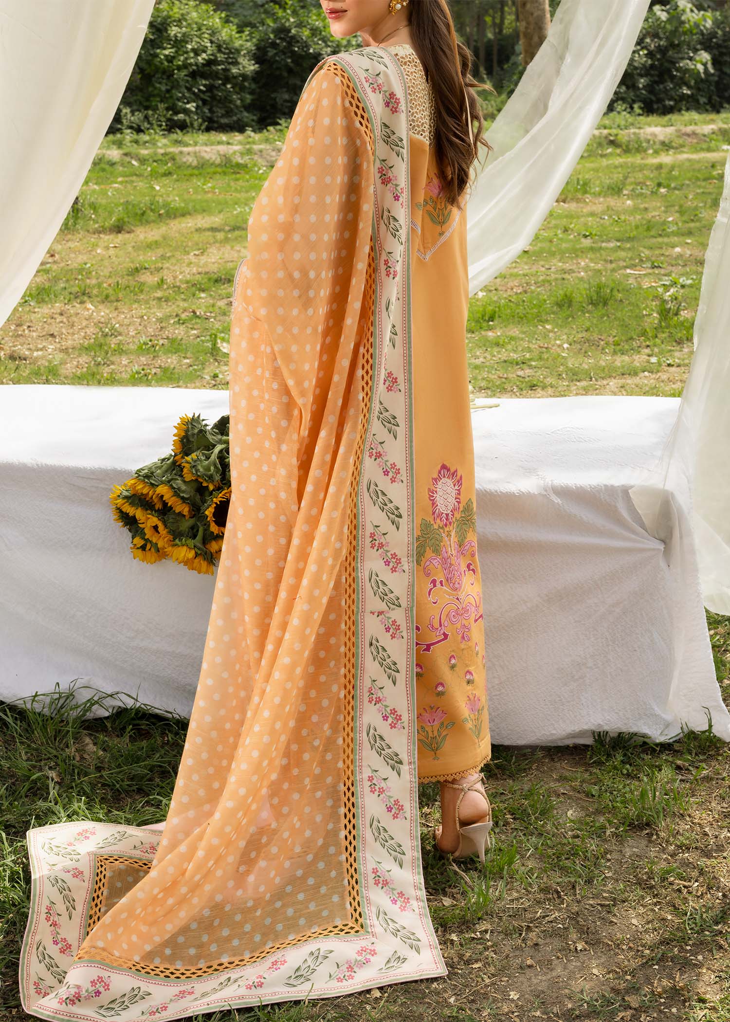 Saira Shakira Bloom Luxury Lawn – LILY - Image 8
