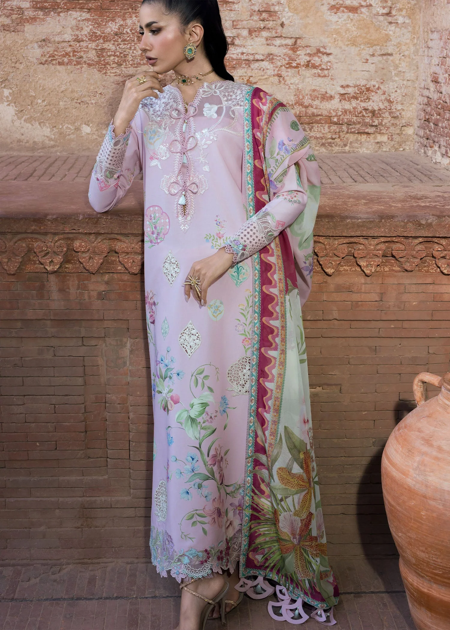 Saira Shakira Bloom Luxury Lawn – MAELLE - Image 3
