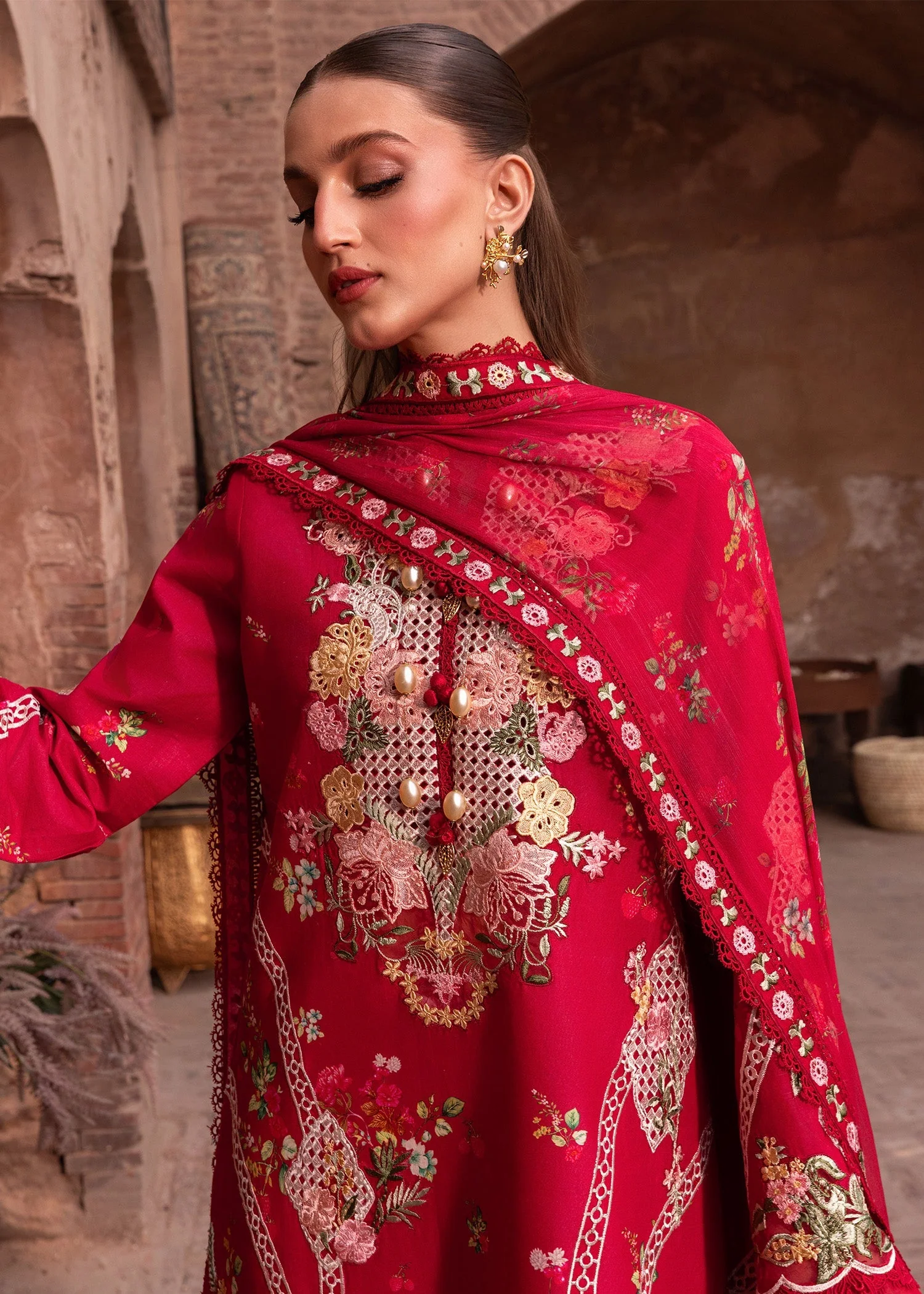 Saira Shakira Breeze Festive Luxury Lawn – ROSE-6-A - Image 3