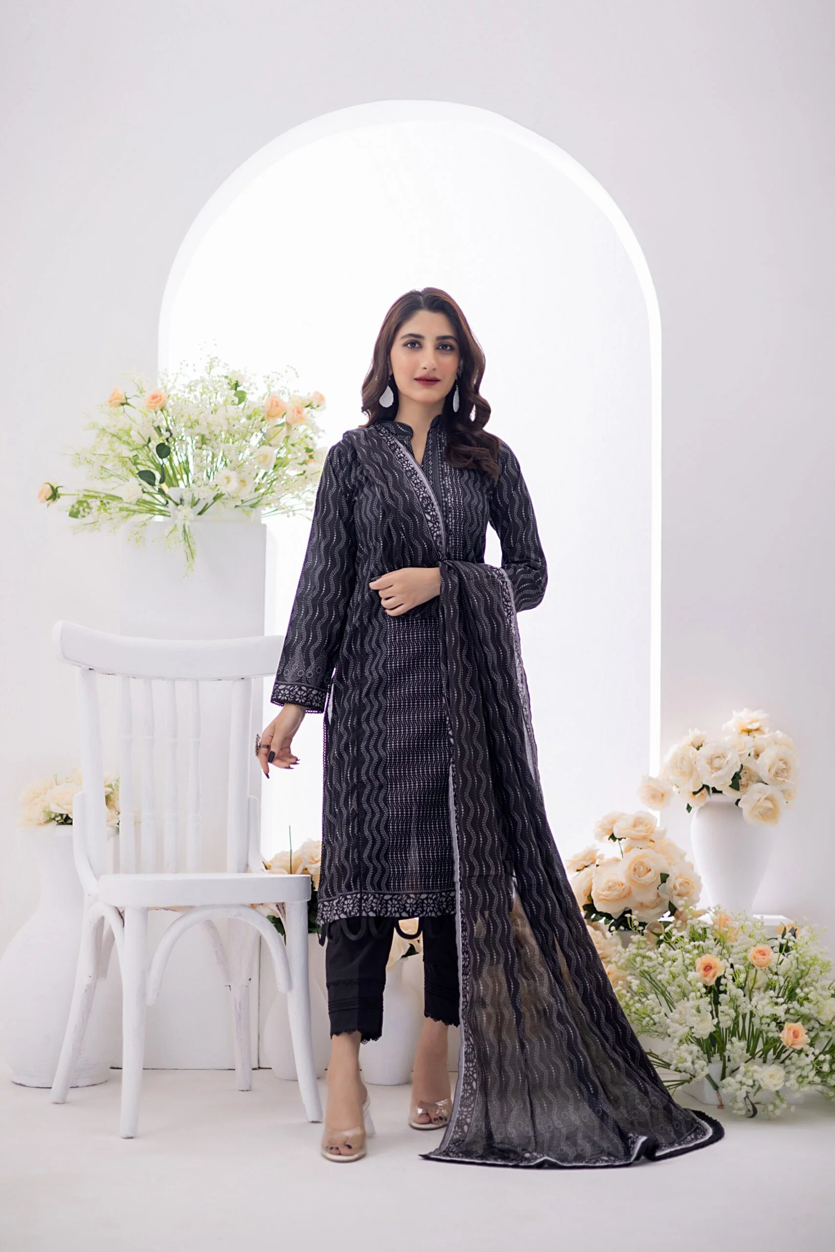 Salina Black & White Lawn Vol-2 – BNWC2-7 - Image 4