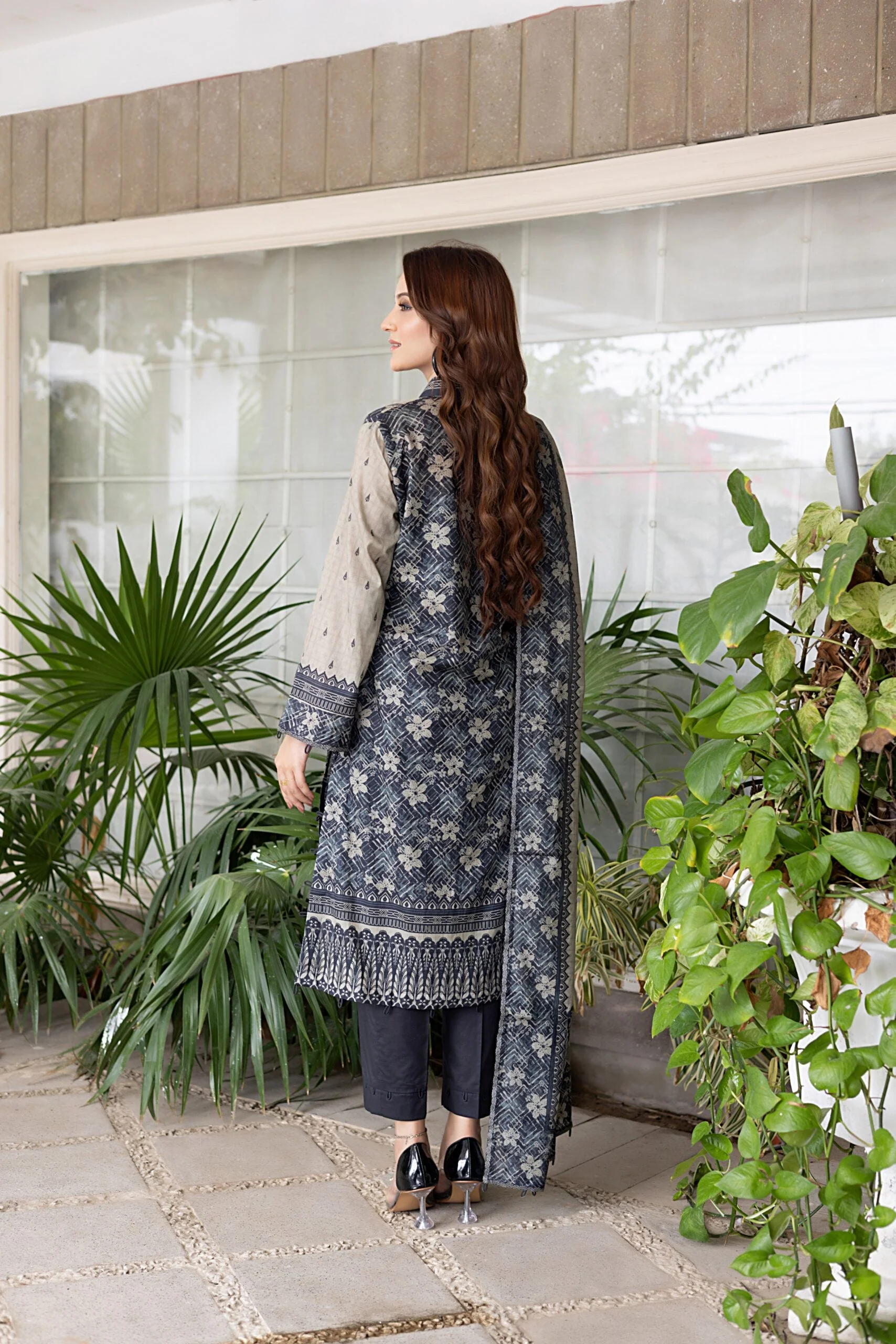 Salina Digital Printed Lawn Collection Vol 2 2024 –SPLV2-3 - Image 6