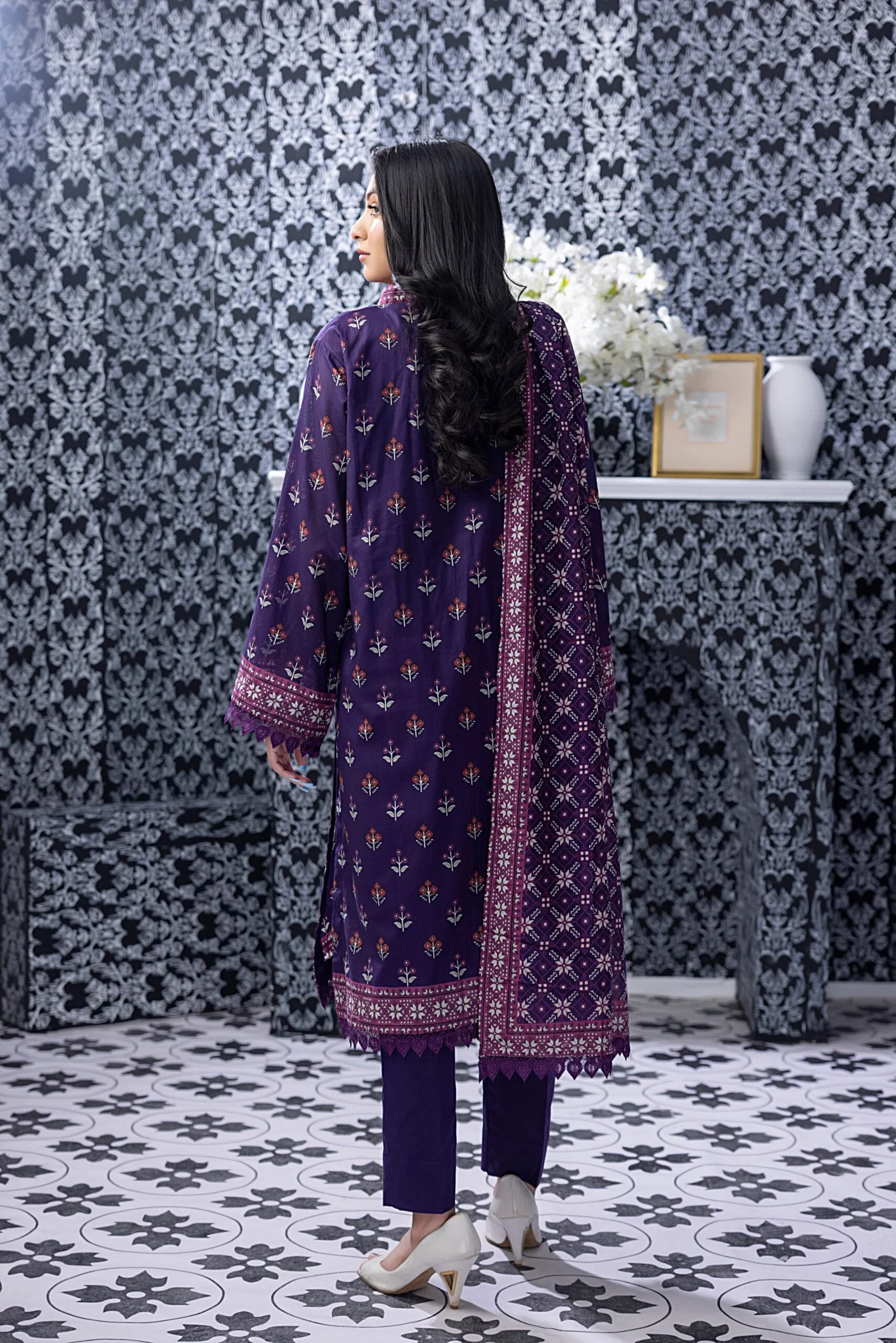Salina Digital Printed Lawn Vol-3 – SPL3-3 - Image 3