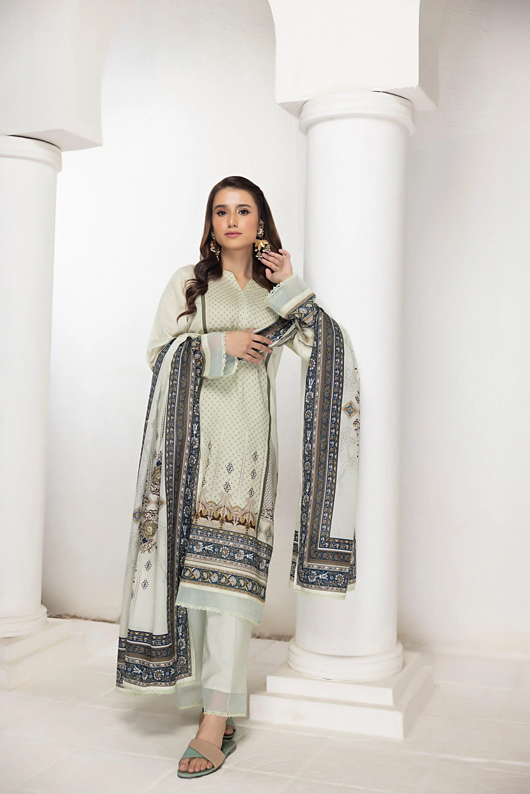 Salina Digital Printed Lawn Vol-4 – SPLV4-7 - Image 5