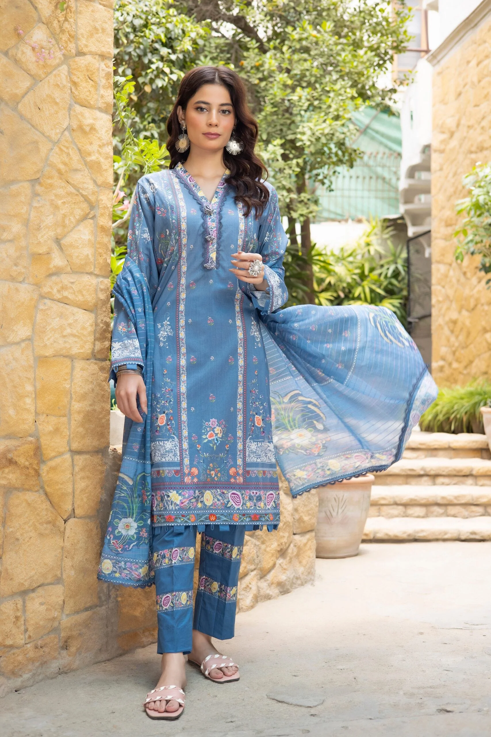 Salina Lawn Zari Collection Vol-9 – Z9-6 - Image 2