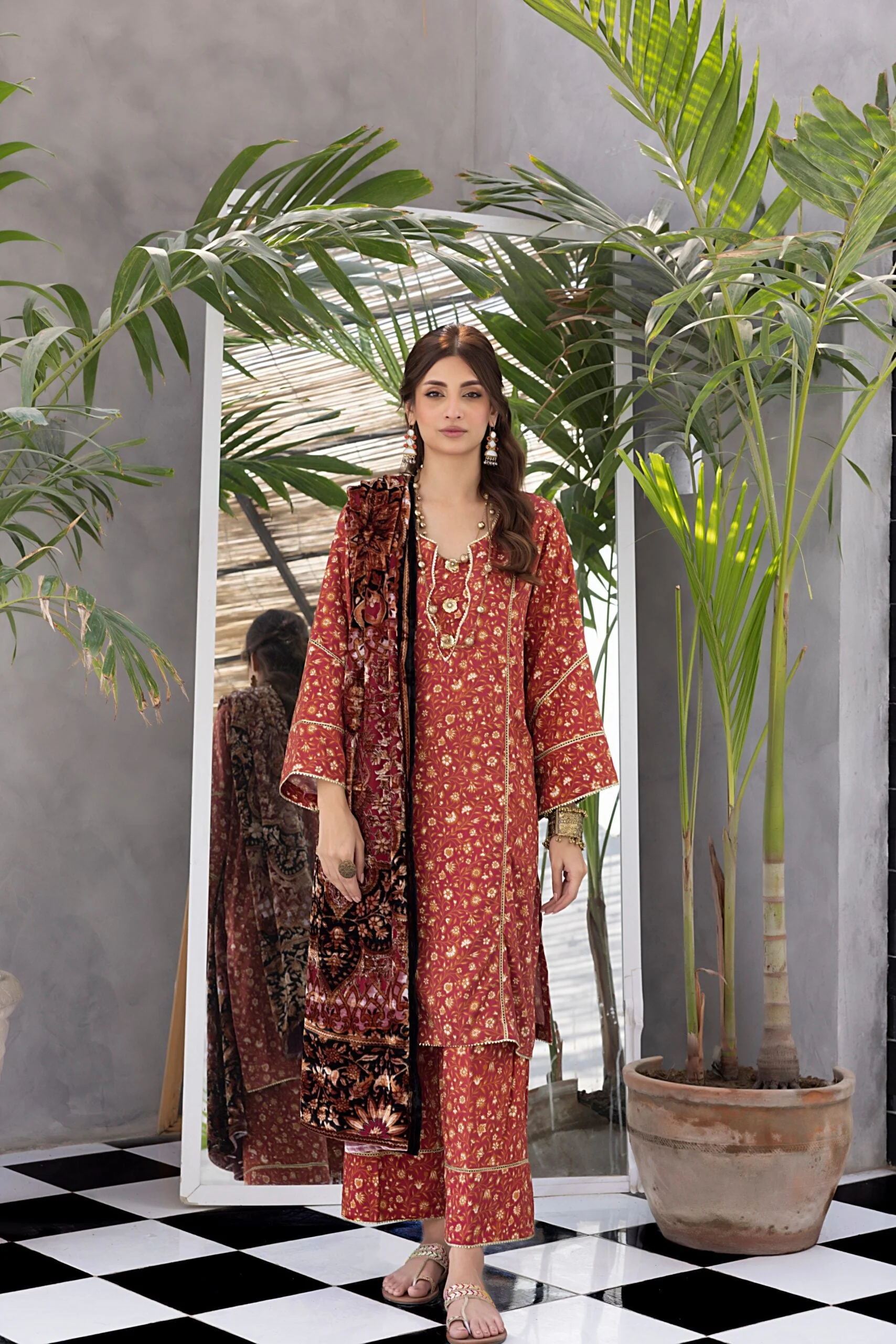 Salina Mushk Lawn Collection – RSPV-7 - Image 3