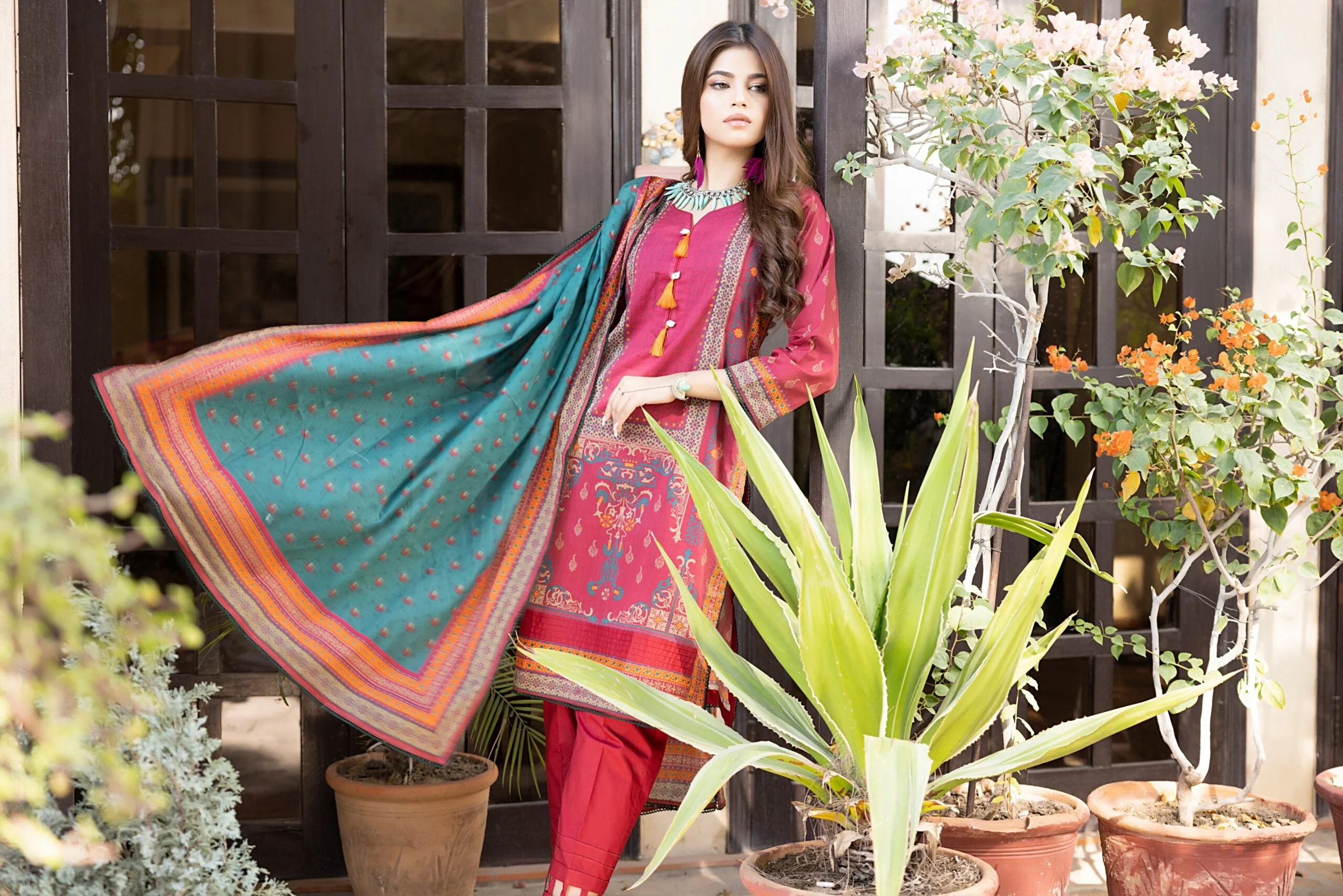 Salina Printed Lawn Collection 2023 Vol-2 – SPLV2-10 - Image 3