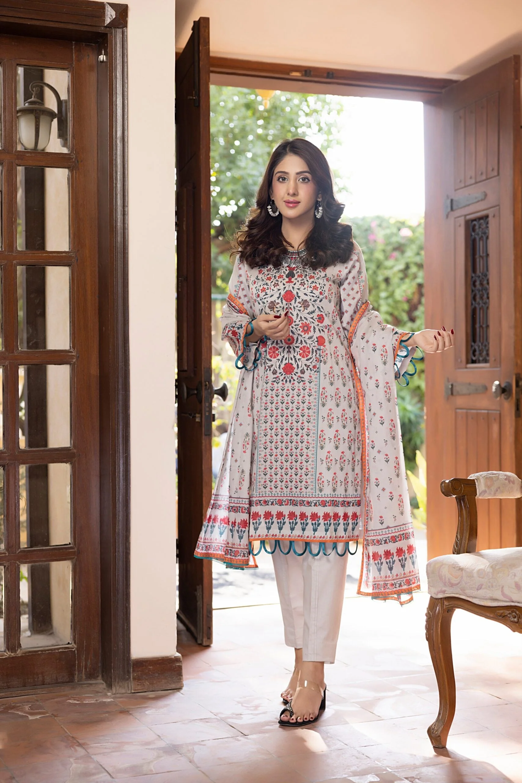 Salina Printed Lawn Collection 2023 Vol-2 – SPLV2-9 - Image 5