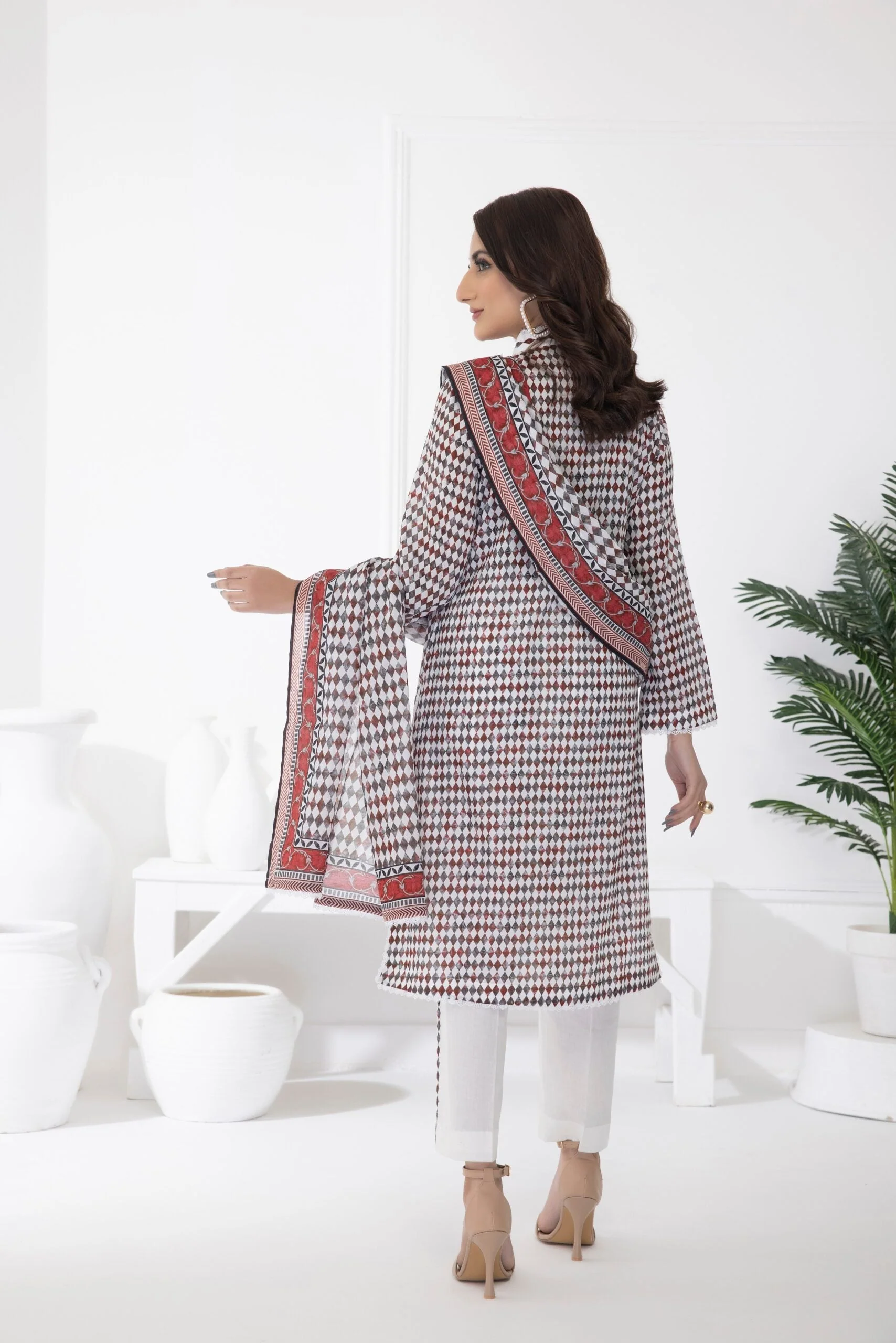Salina Printed Lawn Collection 2023 Vol-6 – S6-3 - Image 8