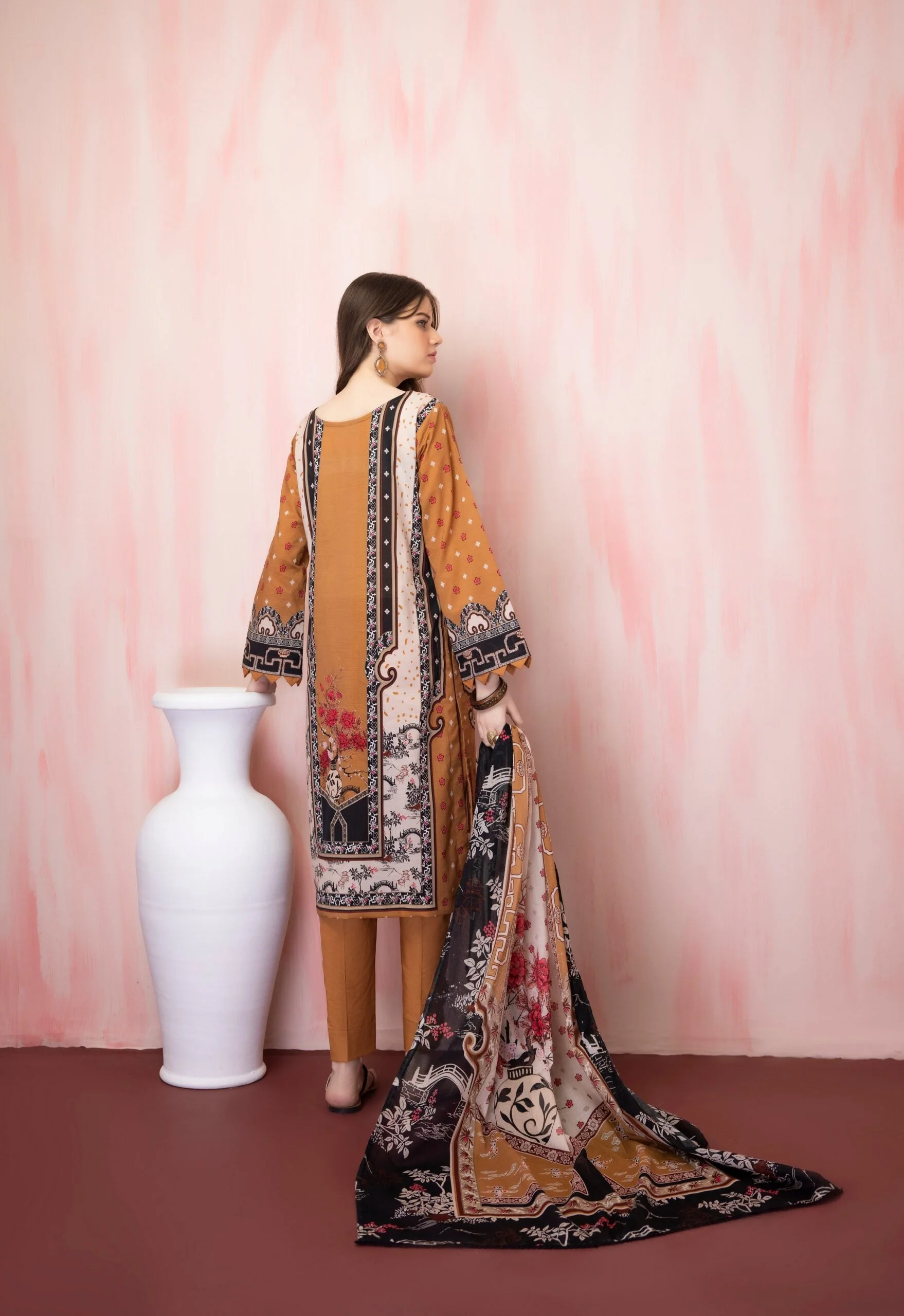 Salina Printed Lawn Collection Vol-5 – SPLV5-10 - Image 3