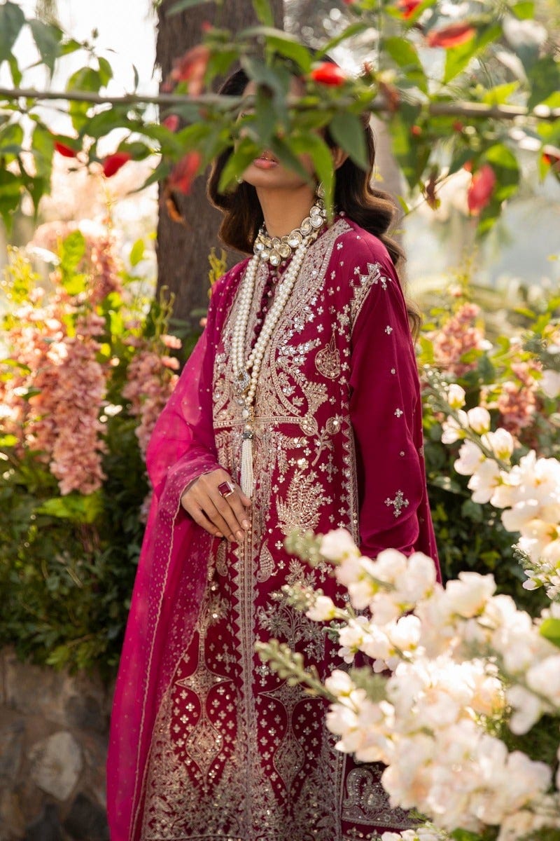Sana Safinaz Luxury Lawn Collection 2022 – L221-013B-CH - Image 7