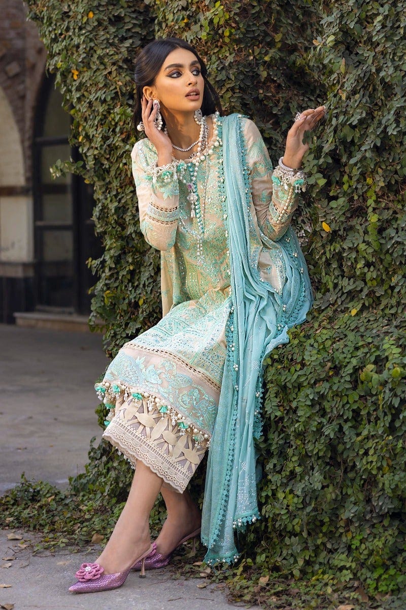 Sana Safinaz Luxury Lawn Collection 2022 – L221-014A-CL - Image 2