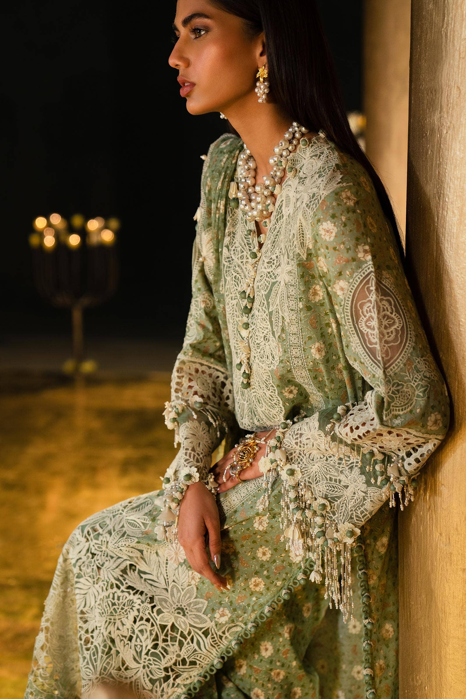 Sana Safinaz Luxury Lawn Collection 2024 – L241-005B-3CU - Image 4