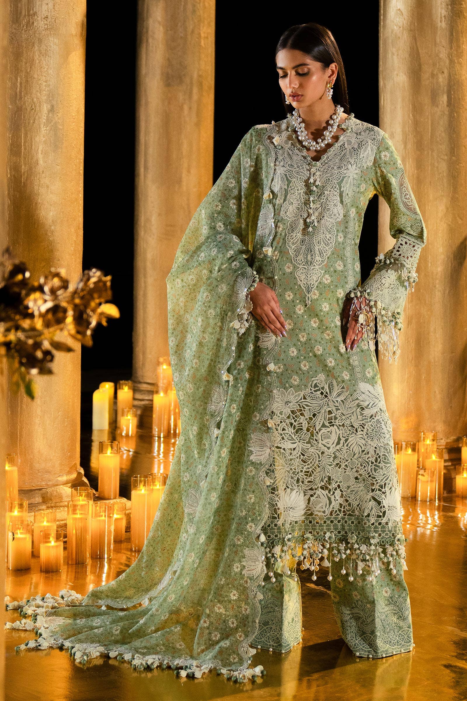 Sana Safinaz Luxury Lawn Collection 2024 – L241-005B-3CU - Image 6