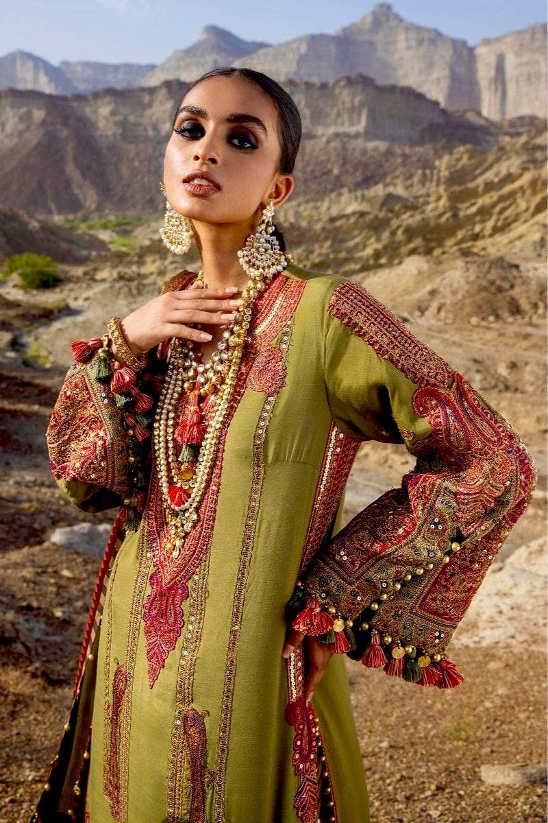 Sana Safinaz Luxury Winter Collection '21 – S211-003B-CH - Image 3