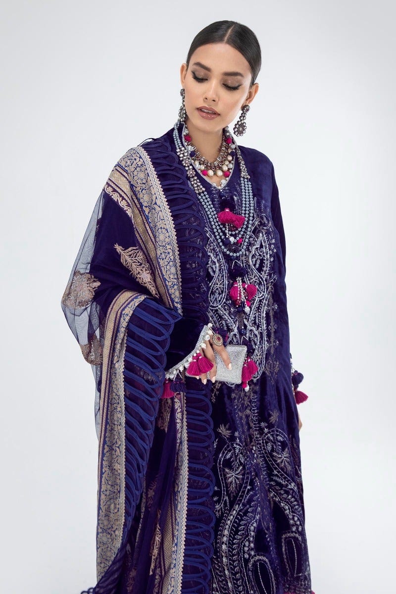 Sana Safinaz Luxury Winter Collection '21 – V211-004-CT - Image 8