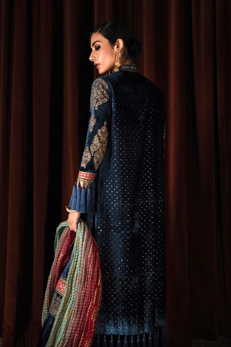 Sana Safinaz Luxury Winter Collection – V221-006-CT - Image 3