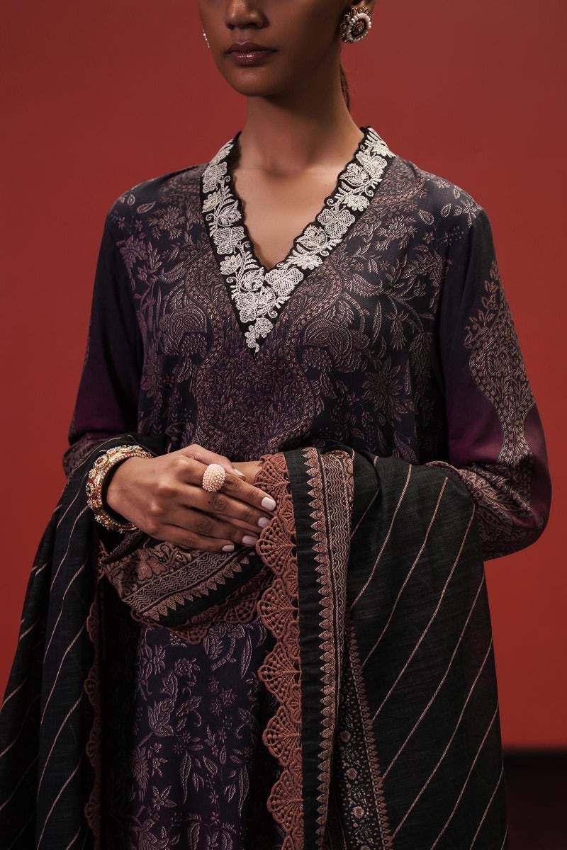 Sana Safinaz Mahay Winter Collection 2022 – H222-012A-BQ - Image 3