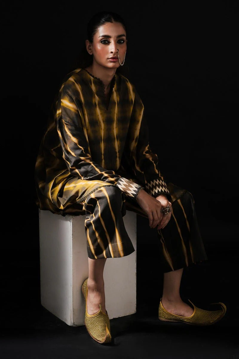 Sana Safinaz Mahay Winter Collection 2023 – H232-021B-C - Image 2