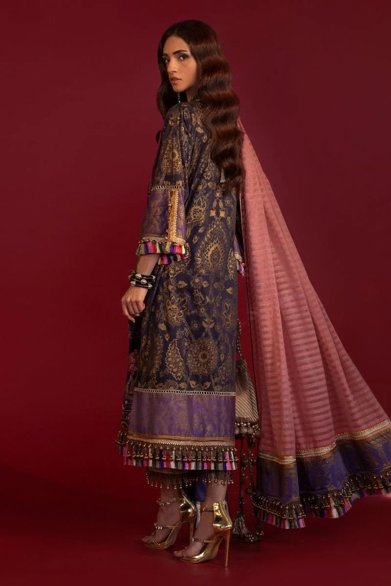 Sana Safinaz Pre-Fall Kurnool Collection 2020 – 4A - Image 4