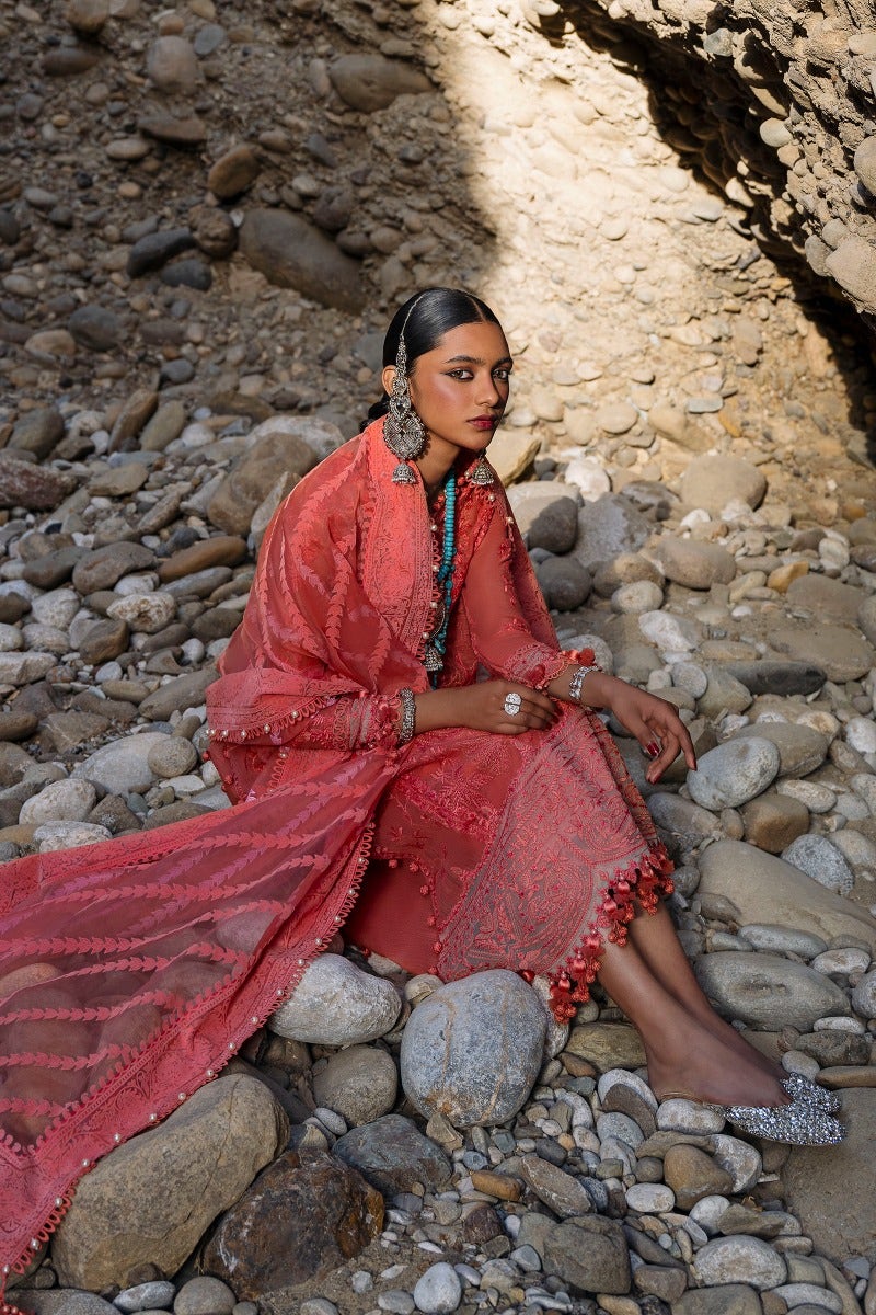 Sana Safinaz Raahi Luxury Lawn Collection 2023 – L231-003A-CH - Image 4